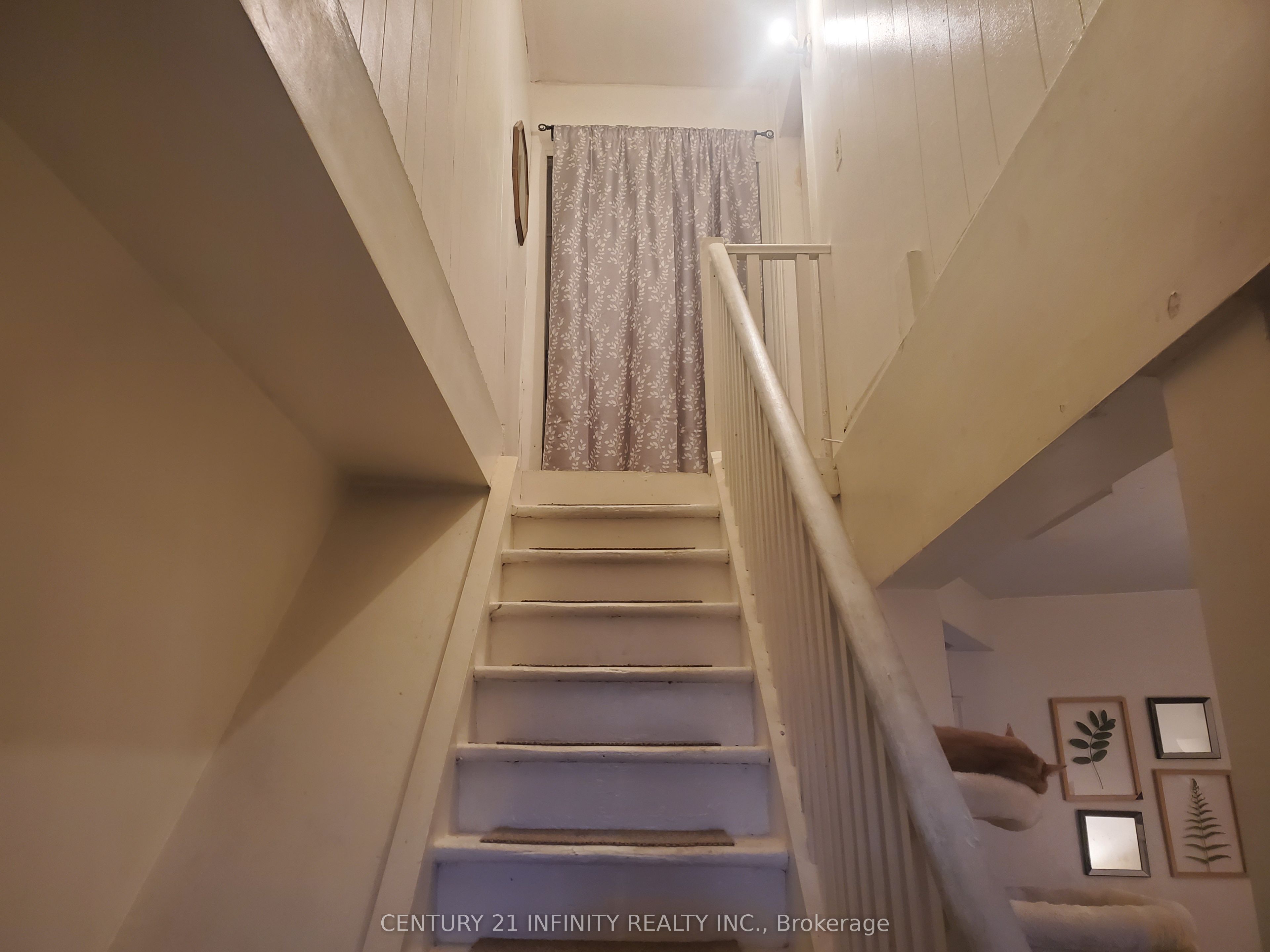 Unit 2 - 134 Simcoe Street S, Oshawa 5