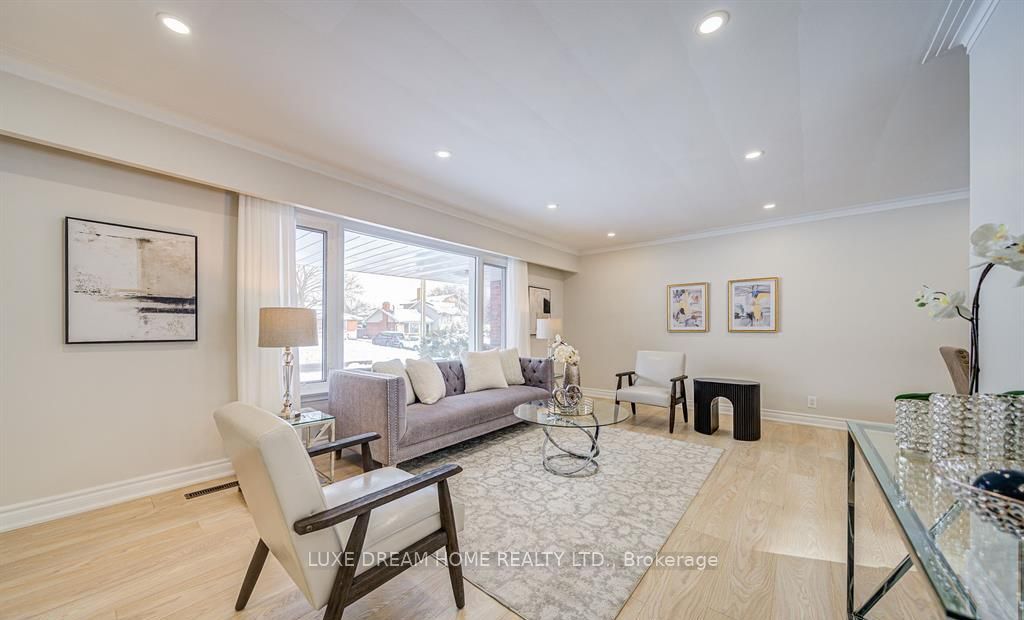 834 Law Street, Oshawa 3