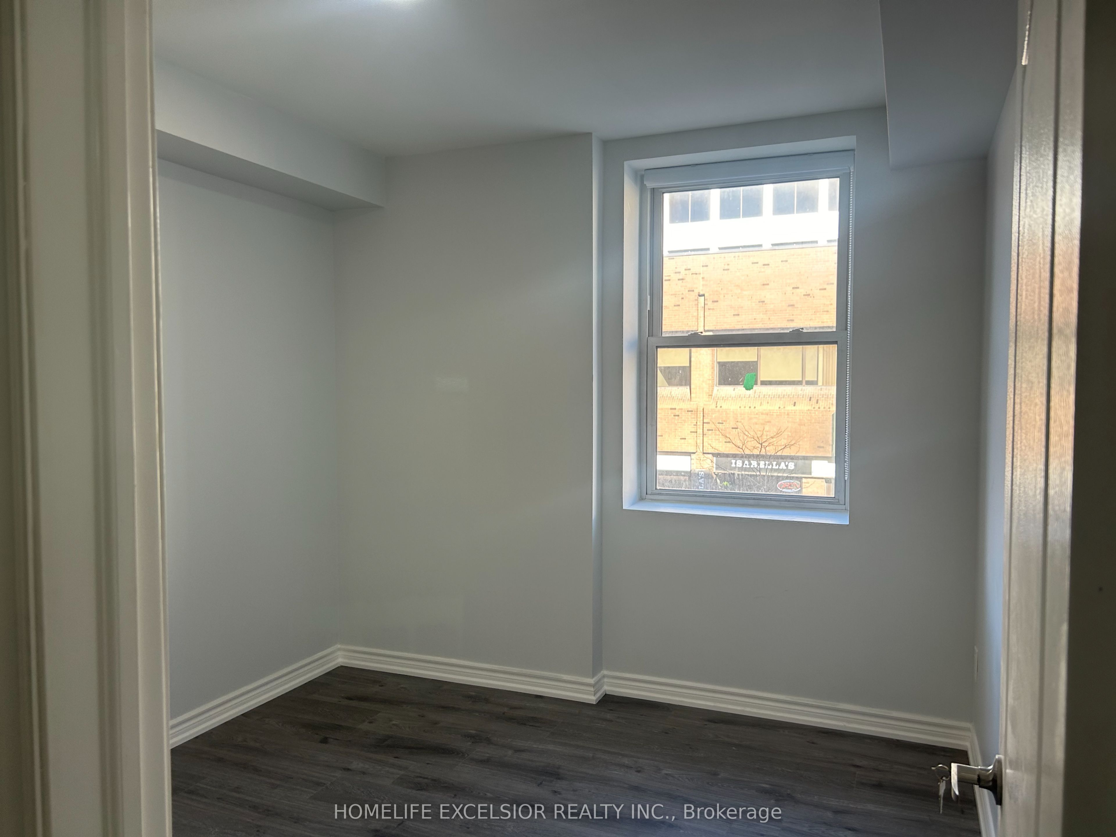 Unit Unit 3 - 3 Simcoe Street S, Oshawa 3