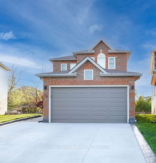 Unit Main Floor - 90 Oke Road, Clarington 2