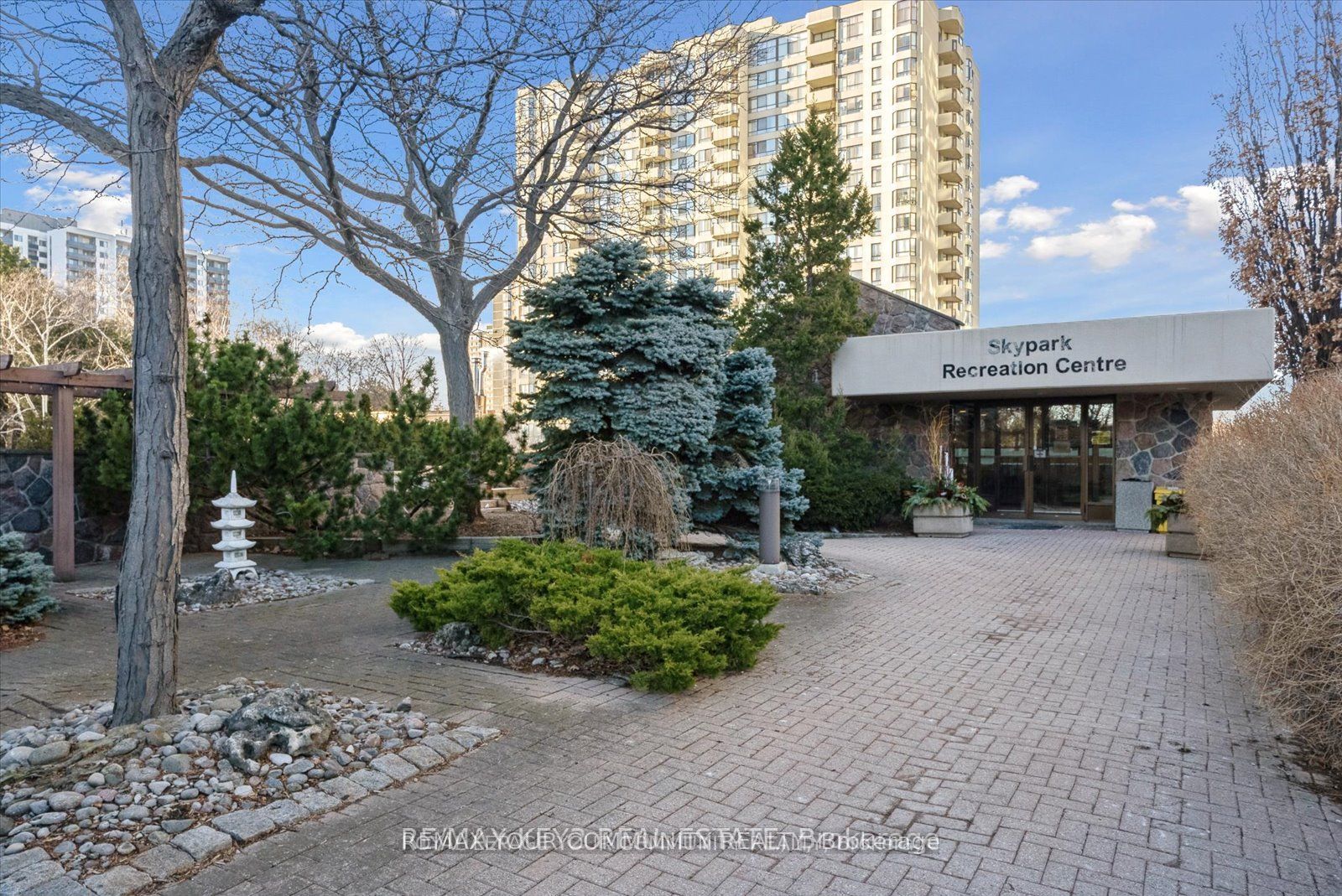 Unit 511 - 225 Bamburgh Circle, Scarborough 2