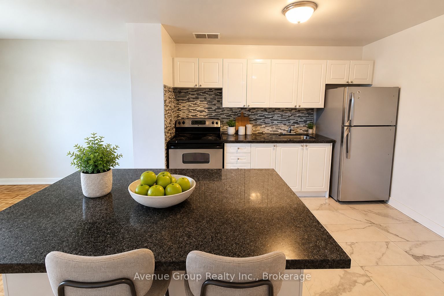 Unit 403 - 3801 Lawrence Avenue E, Scarborough 5