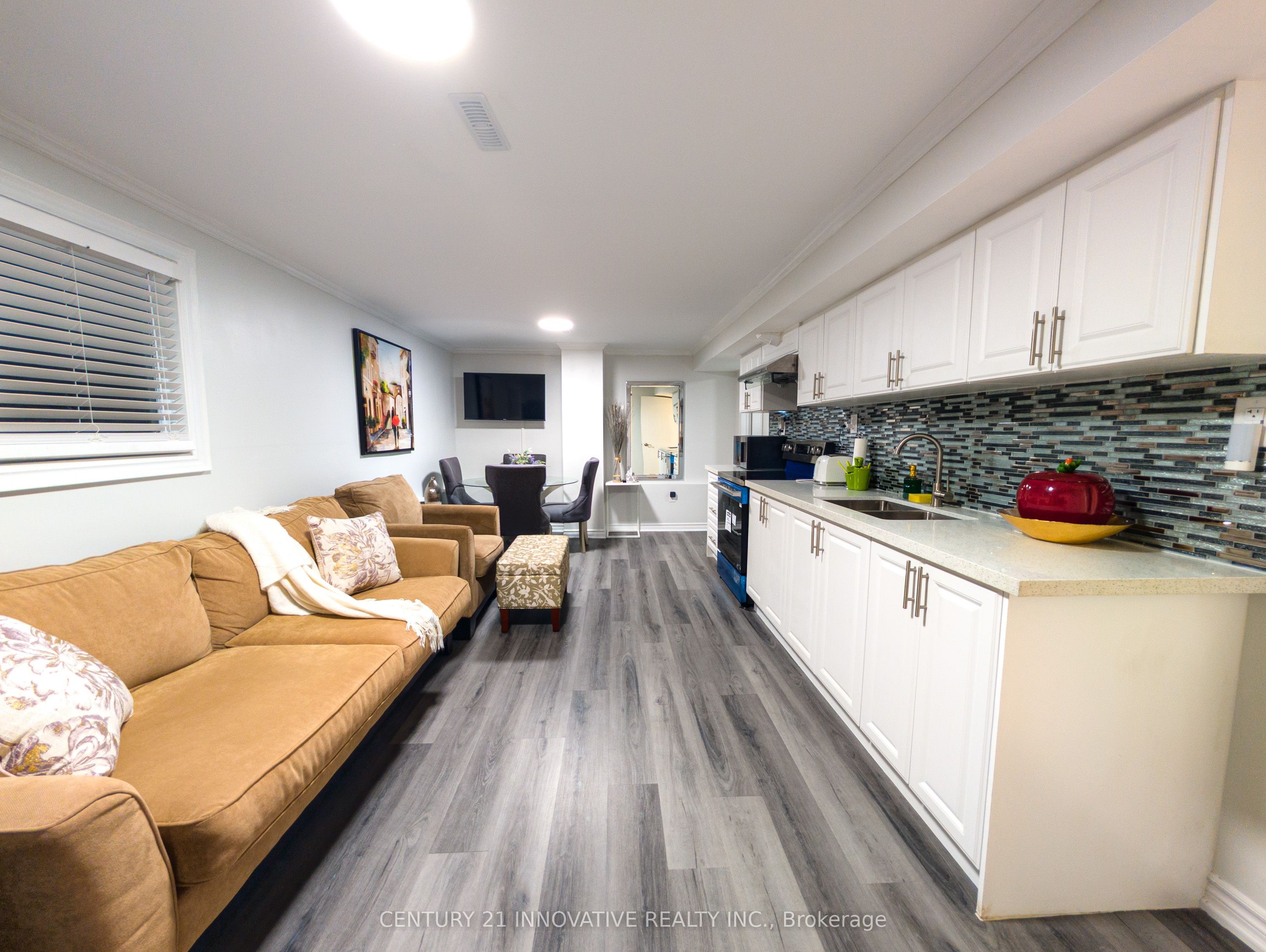 Unit Bsmt - 71 Cherry Blossom Crescent, Clarington 2