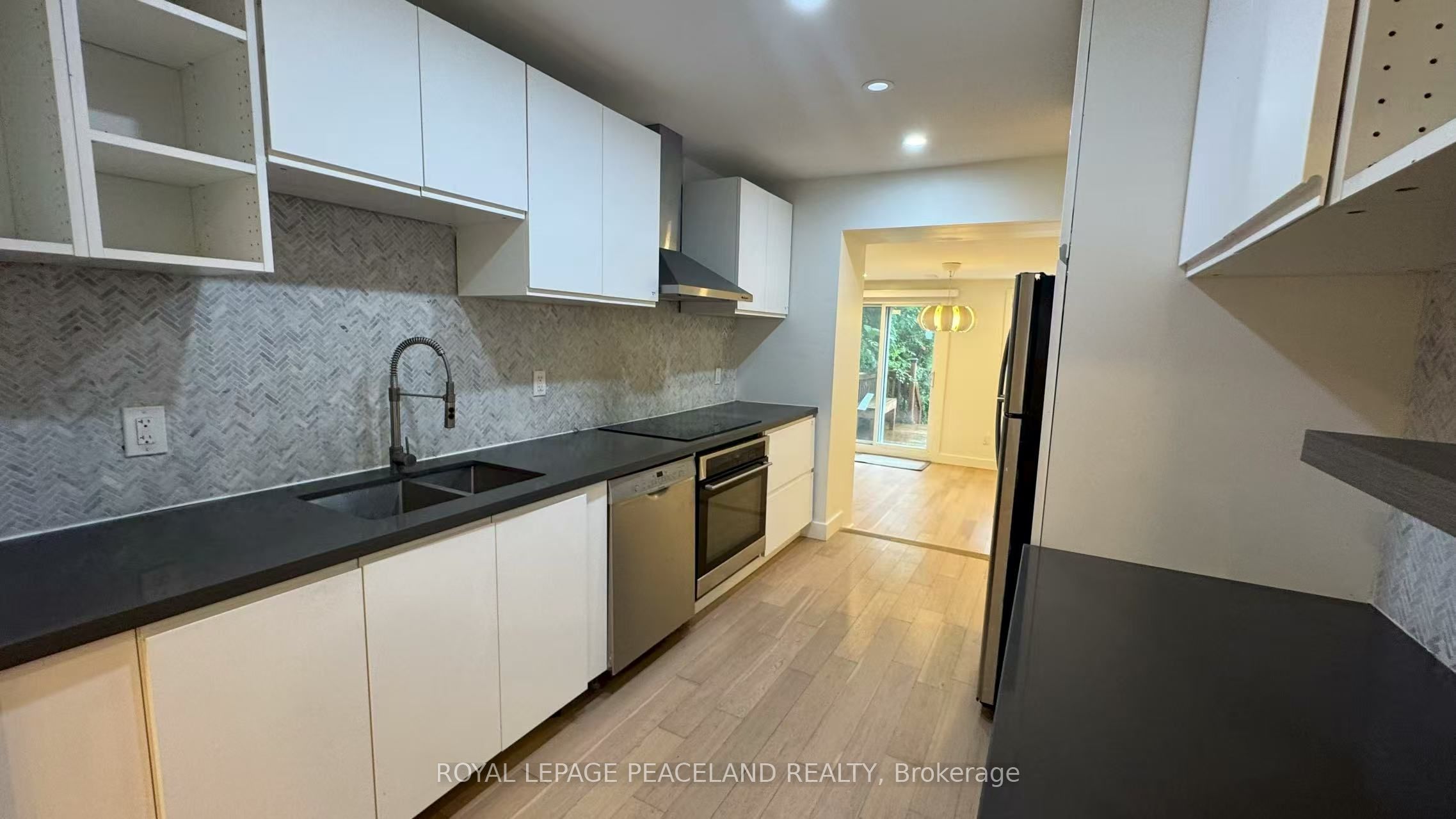 Unit UPPER - 19 Tardree Place, Scarborough 4