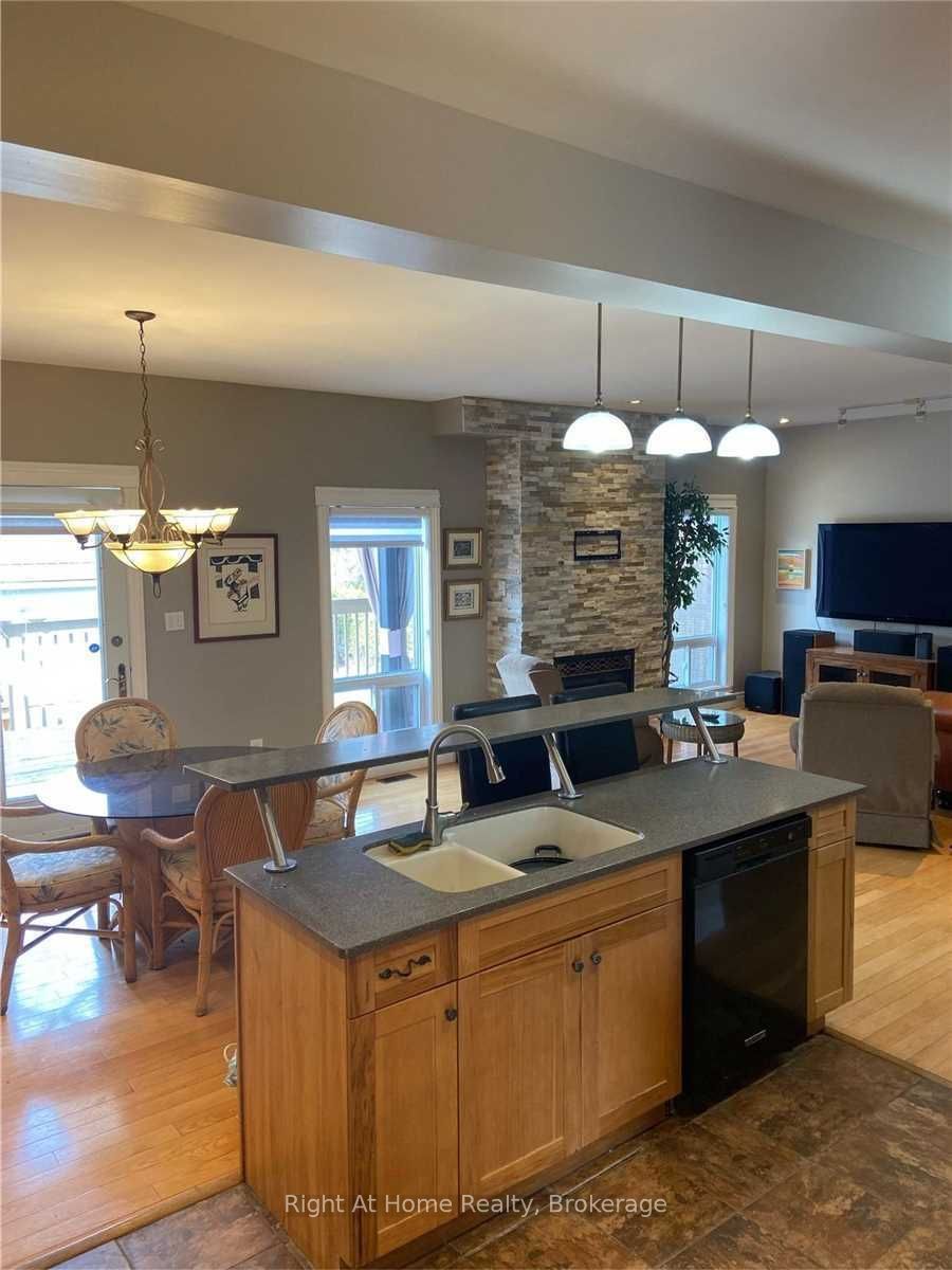 Unit Main - 40 Prospect Street, Clarington 3