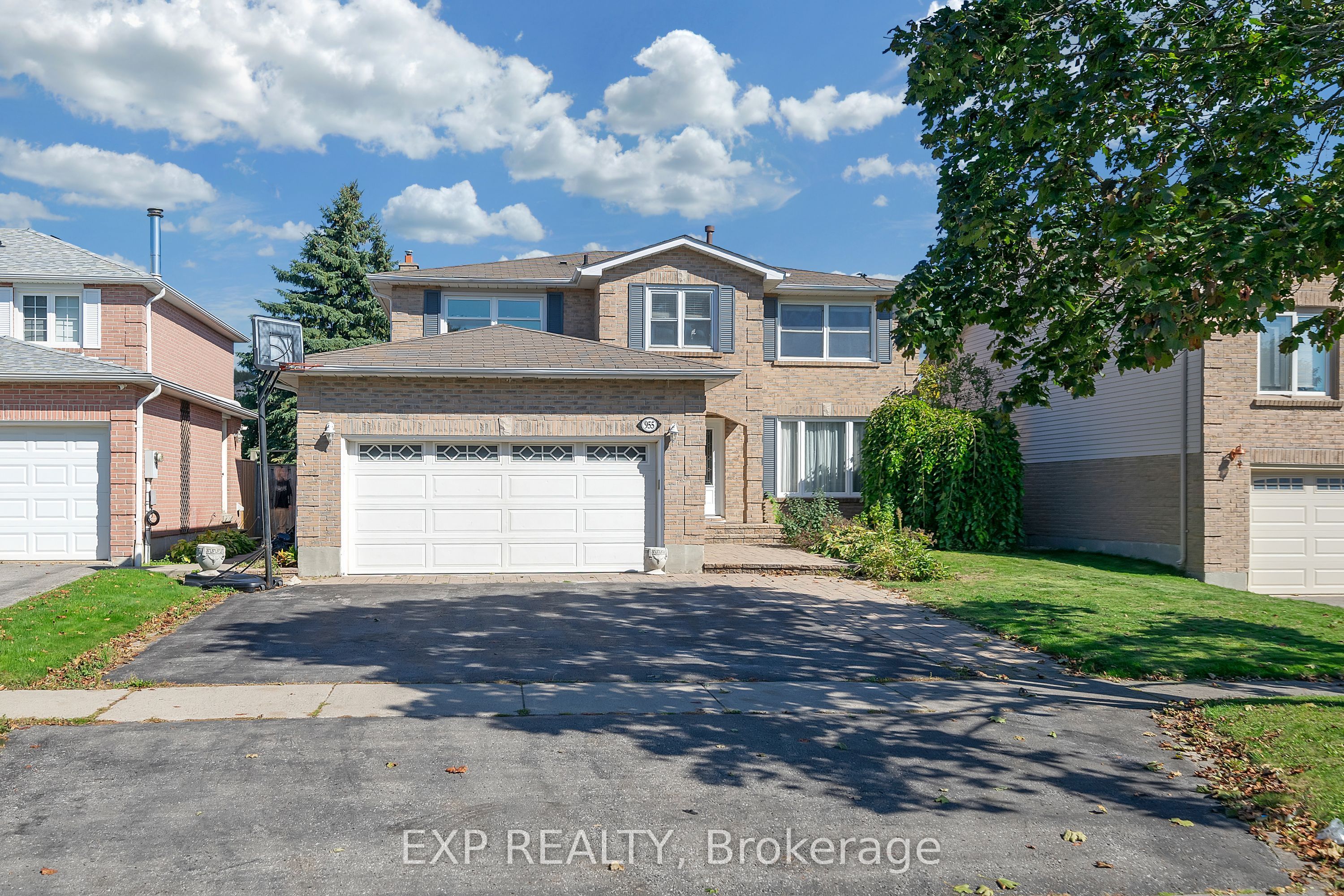 955 Snowbird Street, Oshawa 3