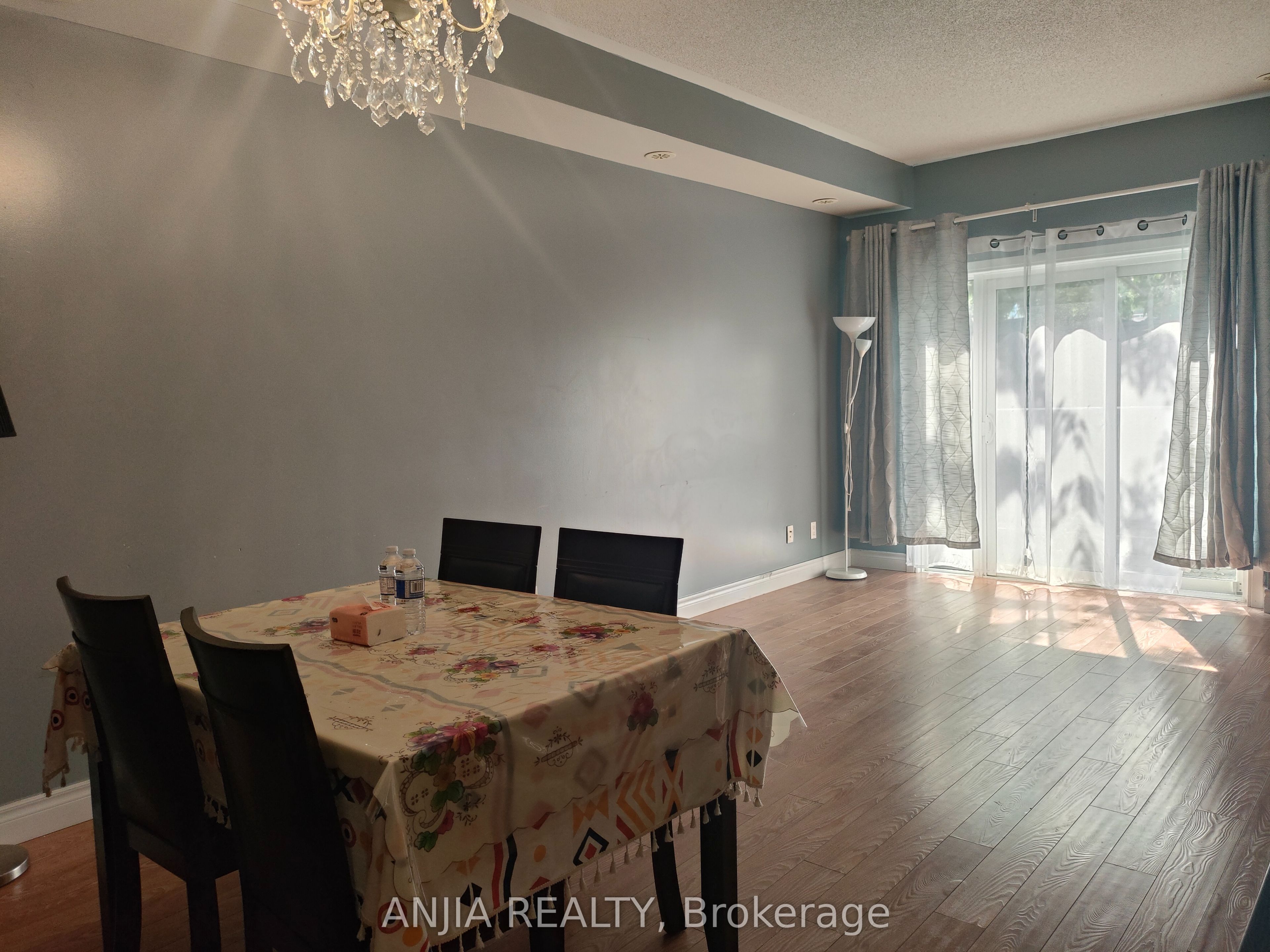Unit 62 - 295 Village Green Square, Scarborough 4