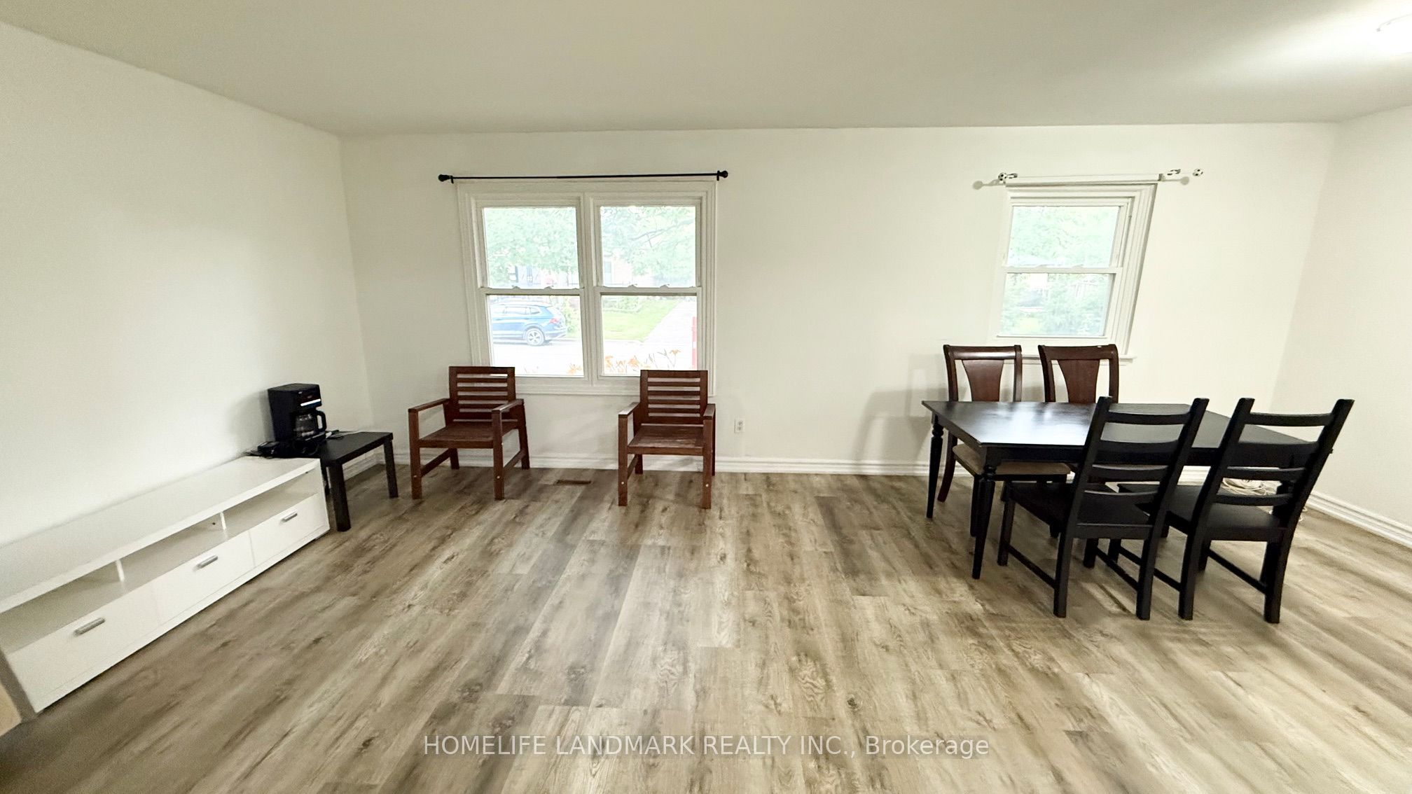Unit Main Floor - 81 United Square, Scarborough 5