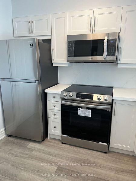 Unit 701B - 3231 Eglinton Avenue E, Scarborough 3