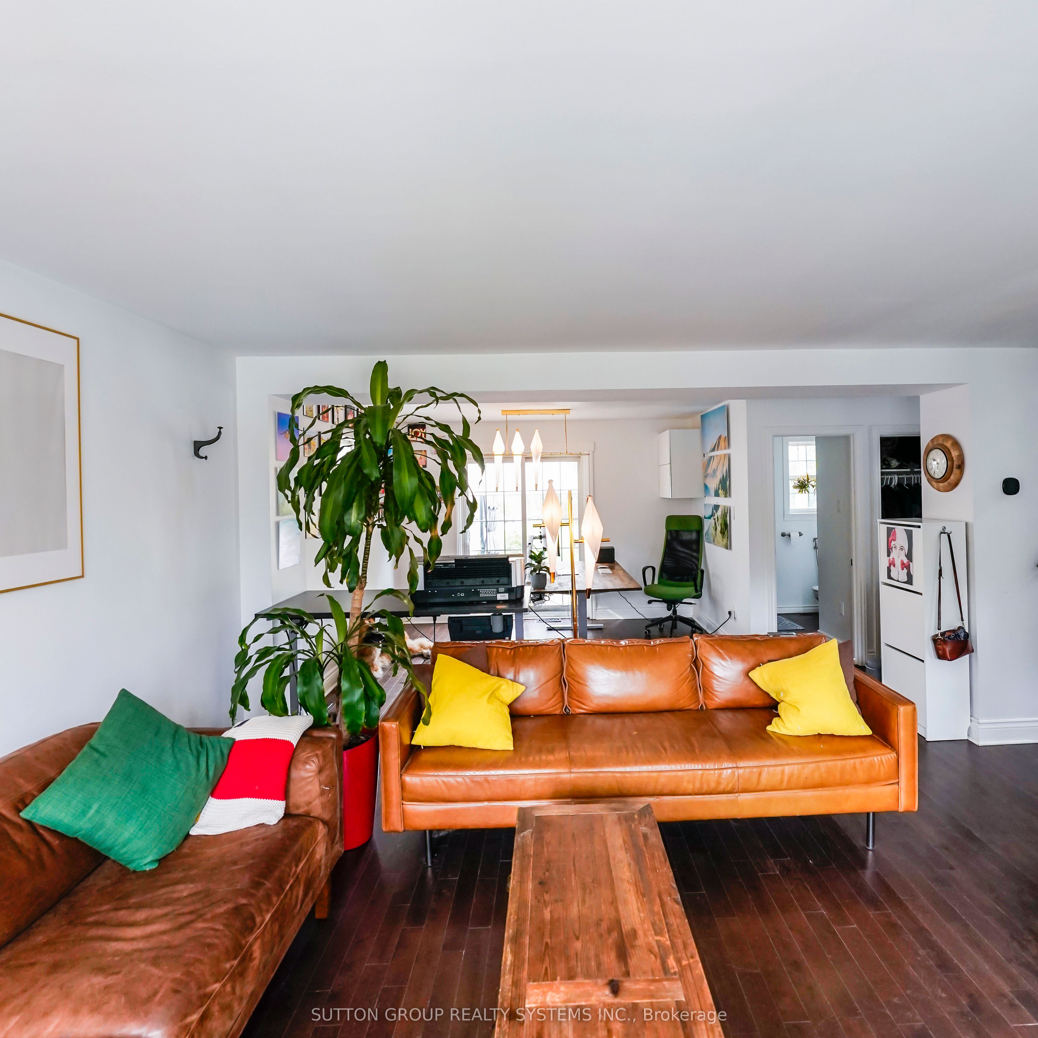 Unit Upper - 684 Birchmount Road, Scarborough 4