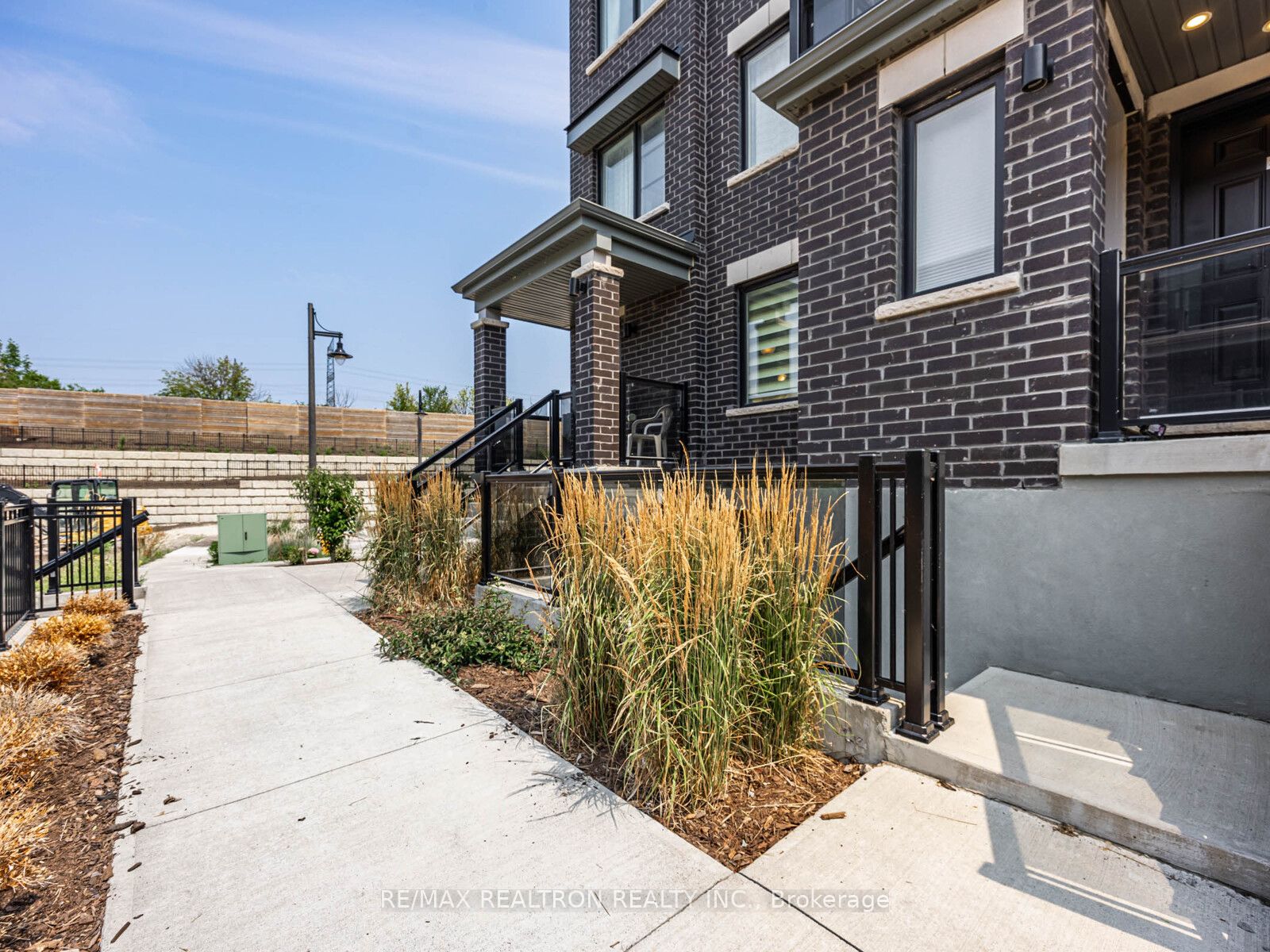 Unit 16 - 38A Lookout Drive, Clarington 1
