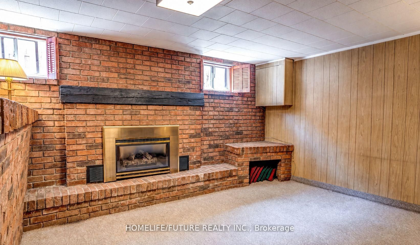 7 Stonehenge Crescent, Scarborough 2