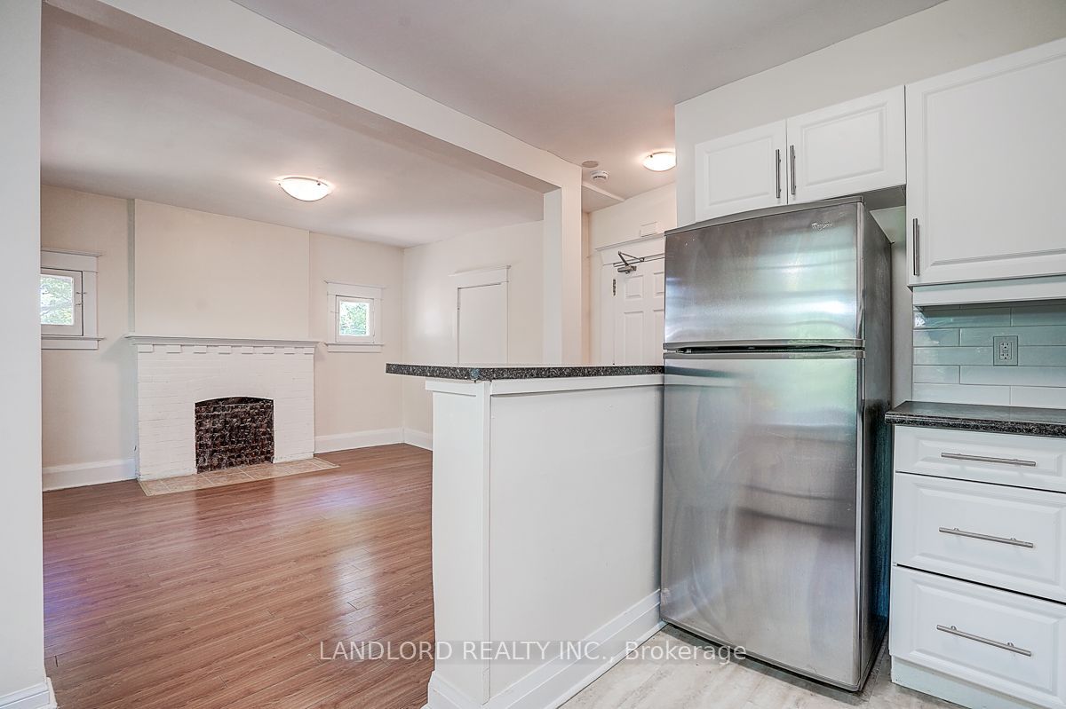 Unit 3 - 92 Neville Park Boulevard, Toronto 5