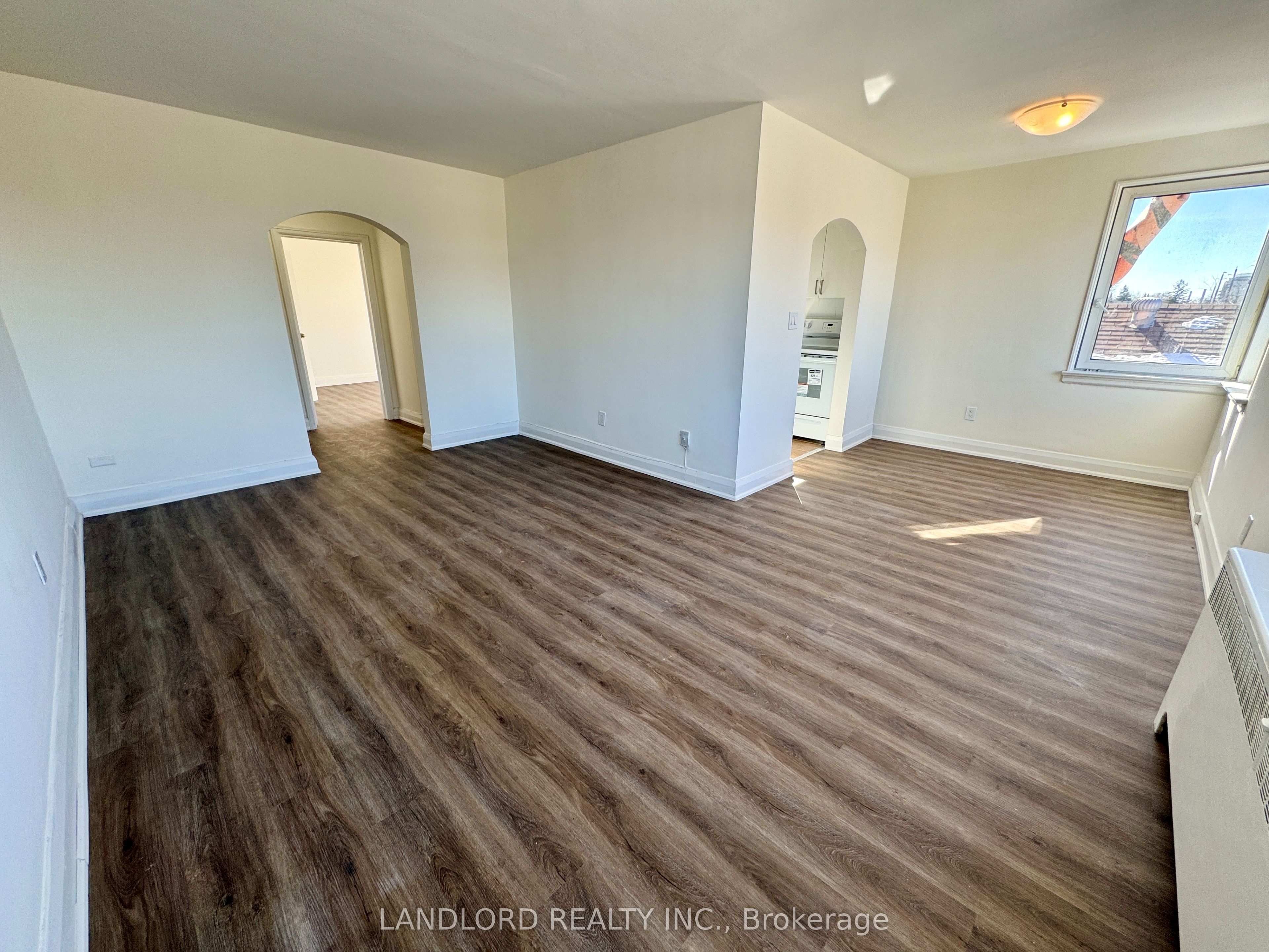 Unit 302 - 36 Wood Glen Road, Scarborough 5