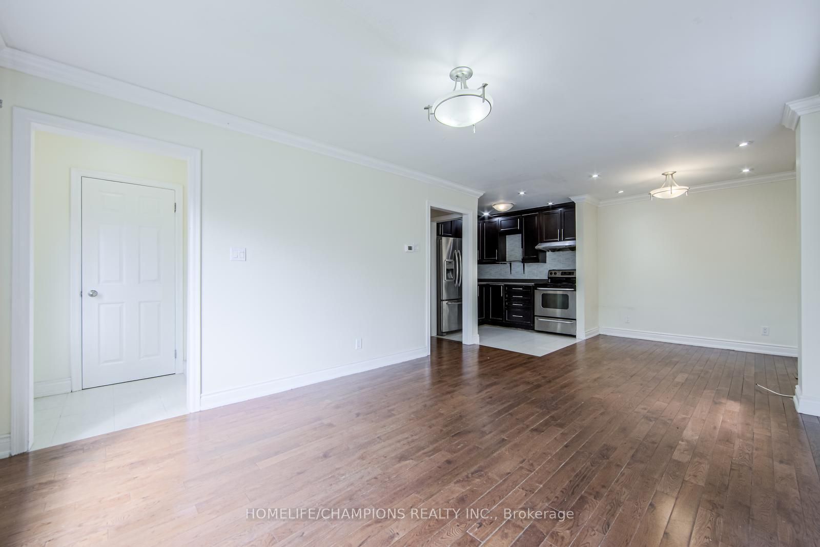 4300 Lawrence Avenue E, Scarborough 3