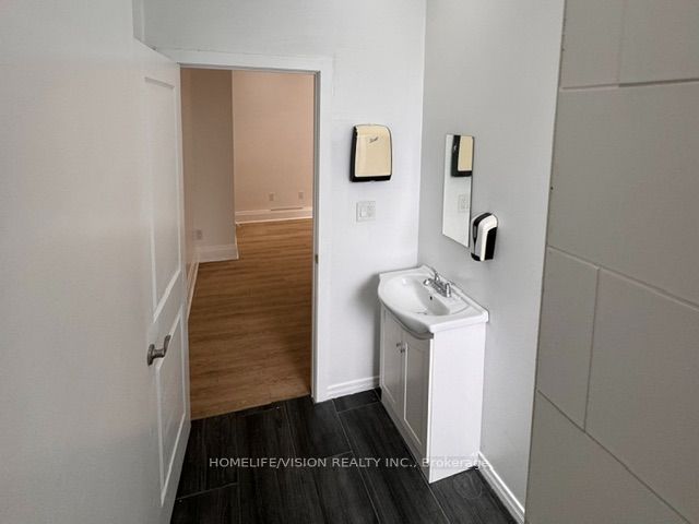 Unit Unit C - 864 Broadview Avenue, Toronto 4