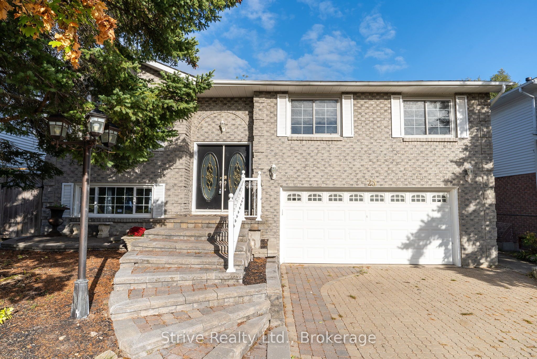 Unit Upper - 23 Cherry Blossom Crescent, Clarington 1