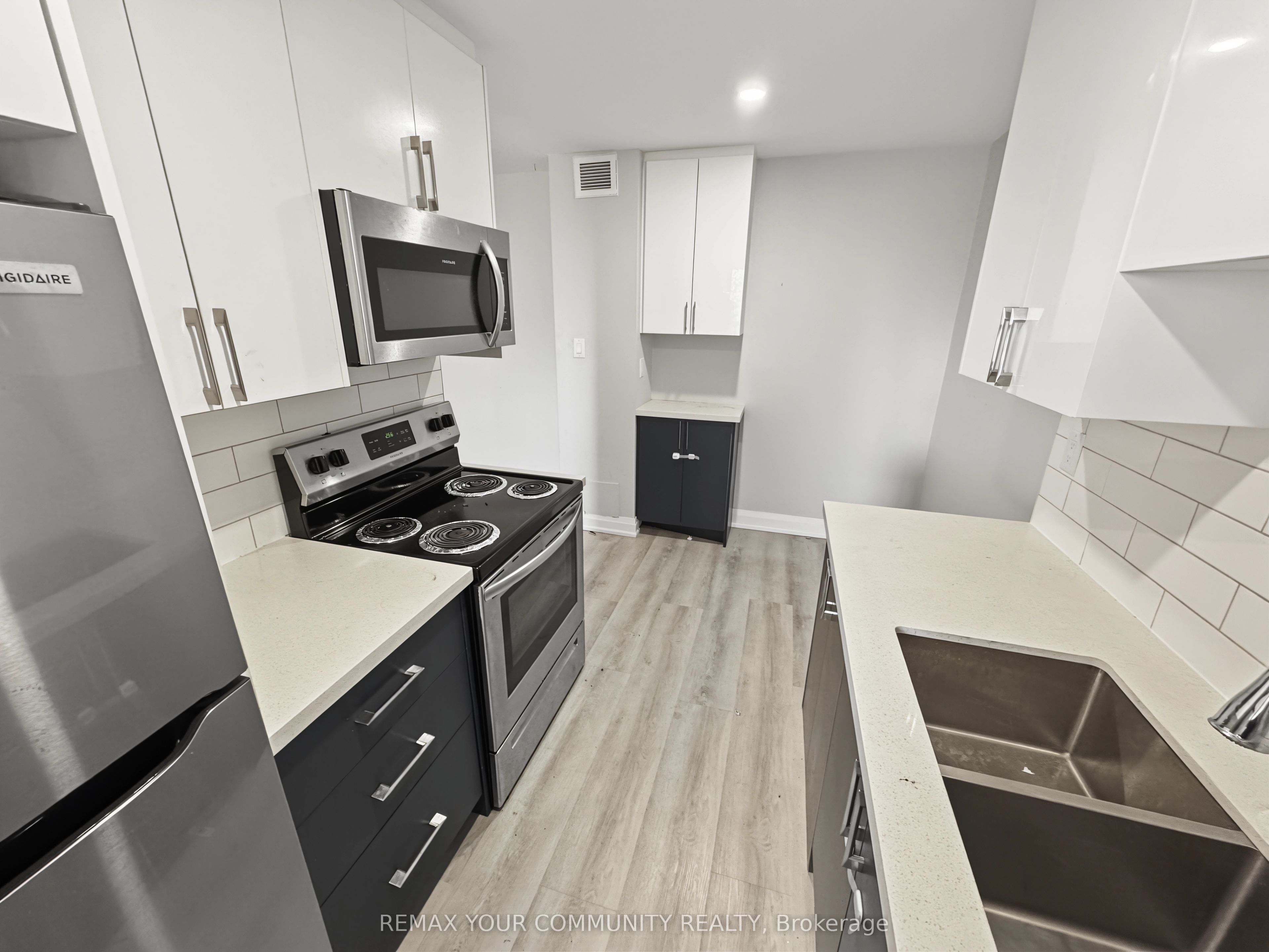 Unit 141 - 199 Hillcroft Street, Oshawa 5