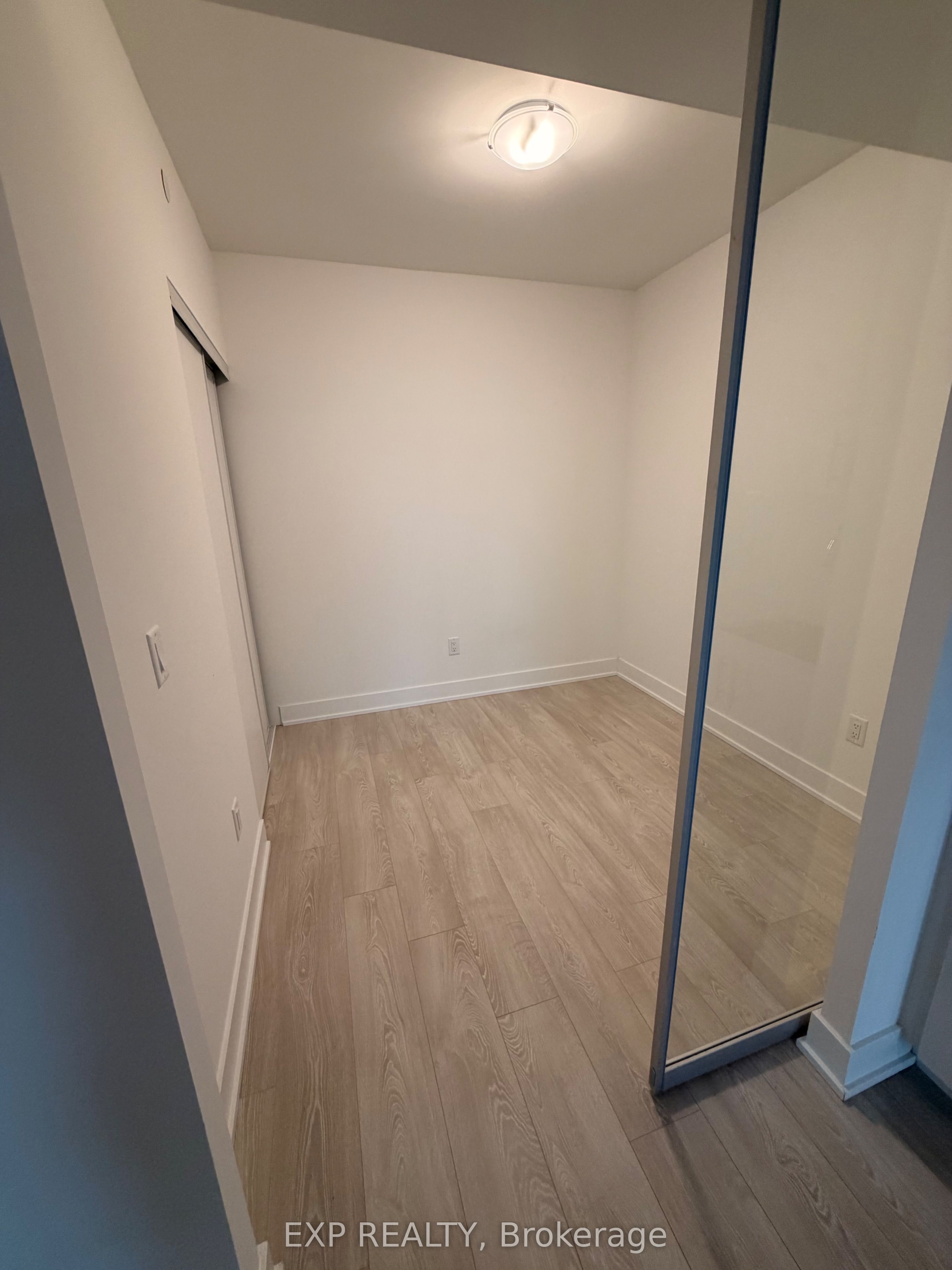 Unit 2704 - 2545 Simcoe Street N, Oshawa 2