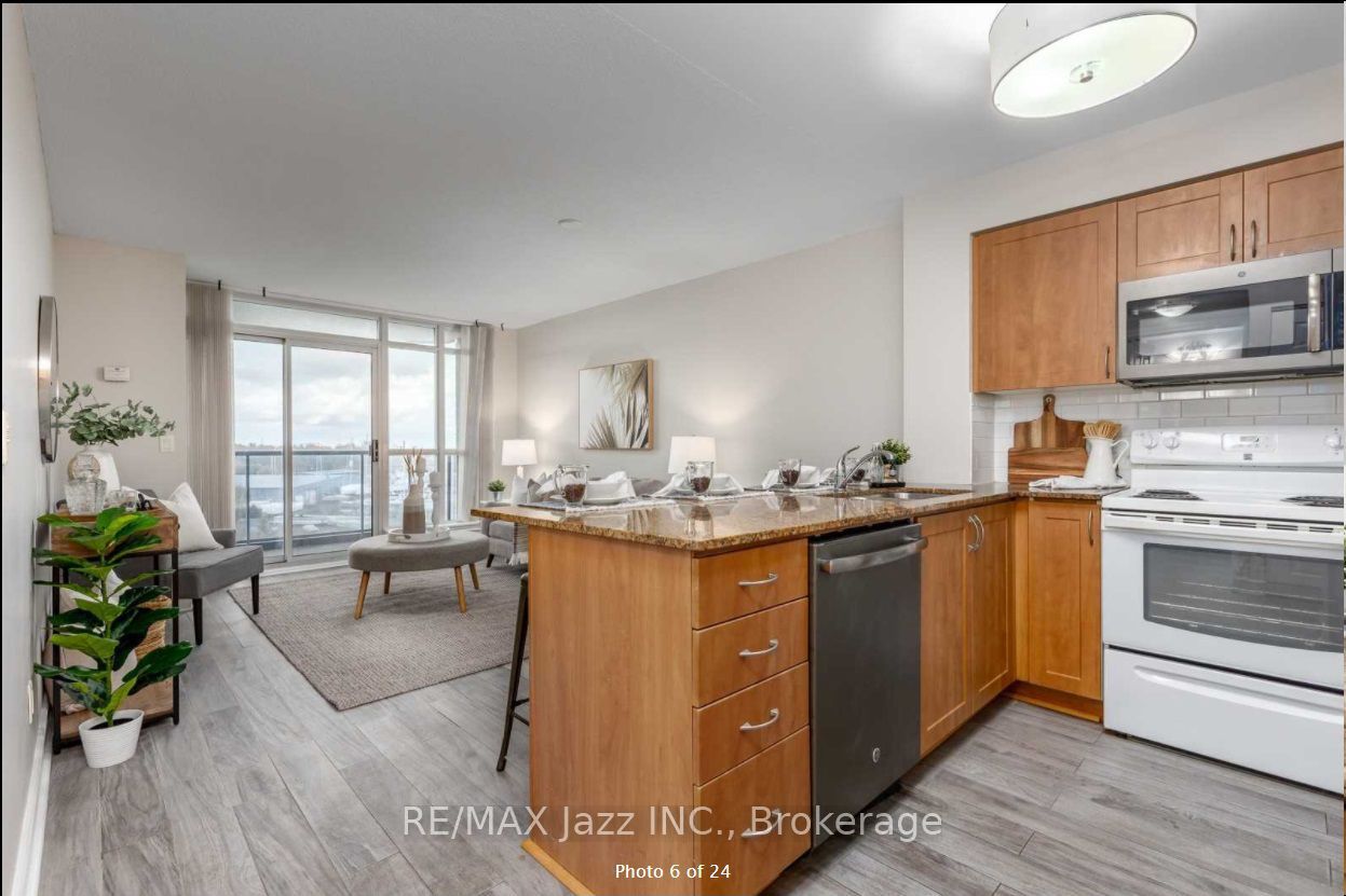 Unit 606 - 340 Watson Street W, Whitby 5