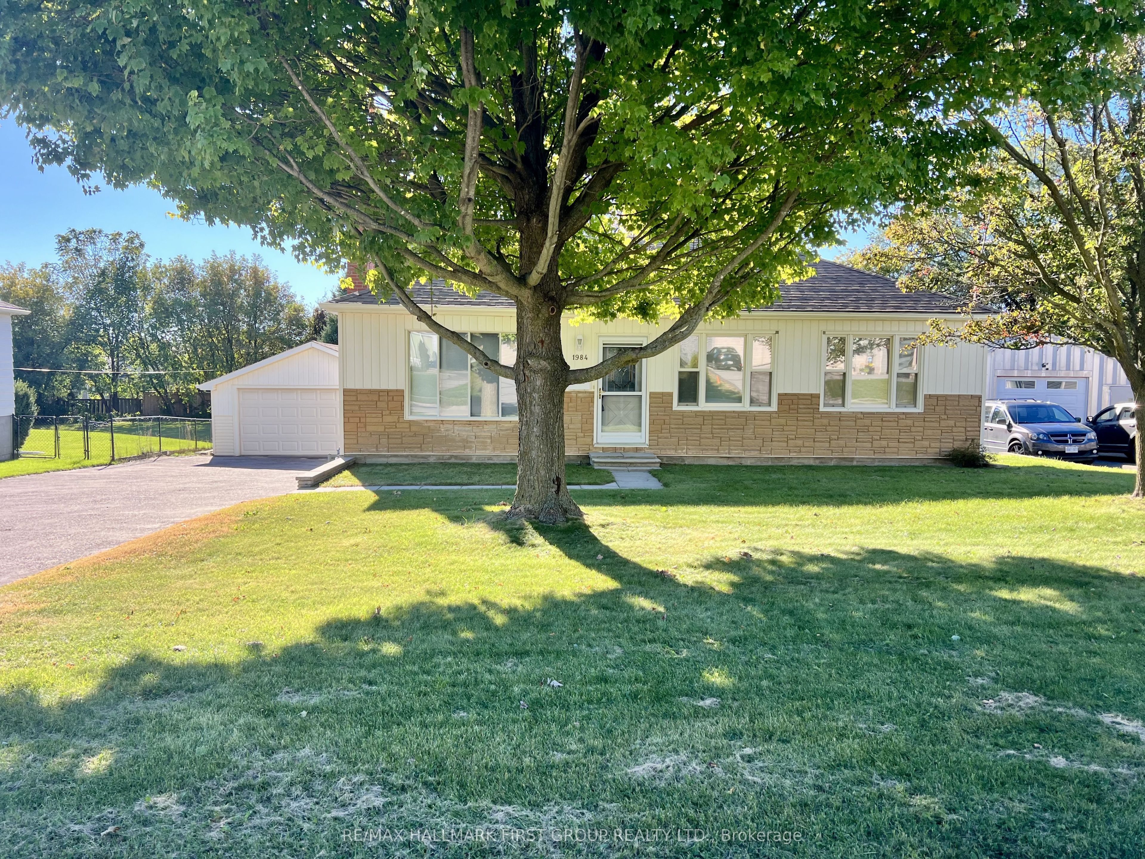 1984 Glendale Drive, Pickering 1