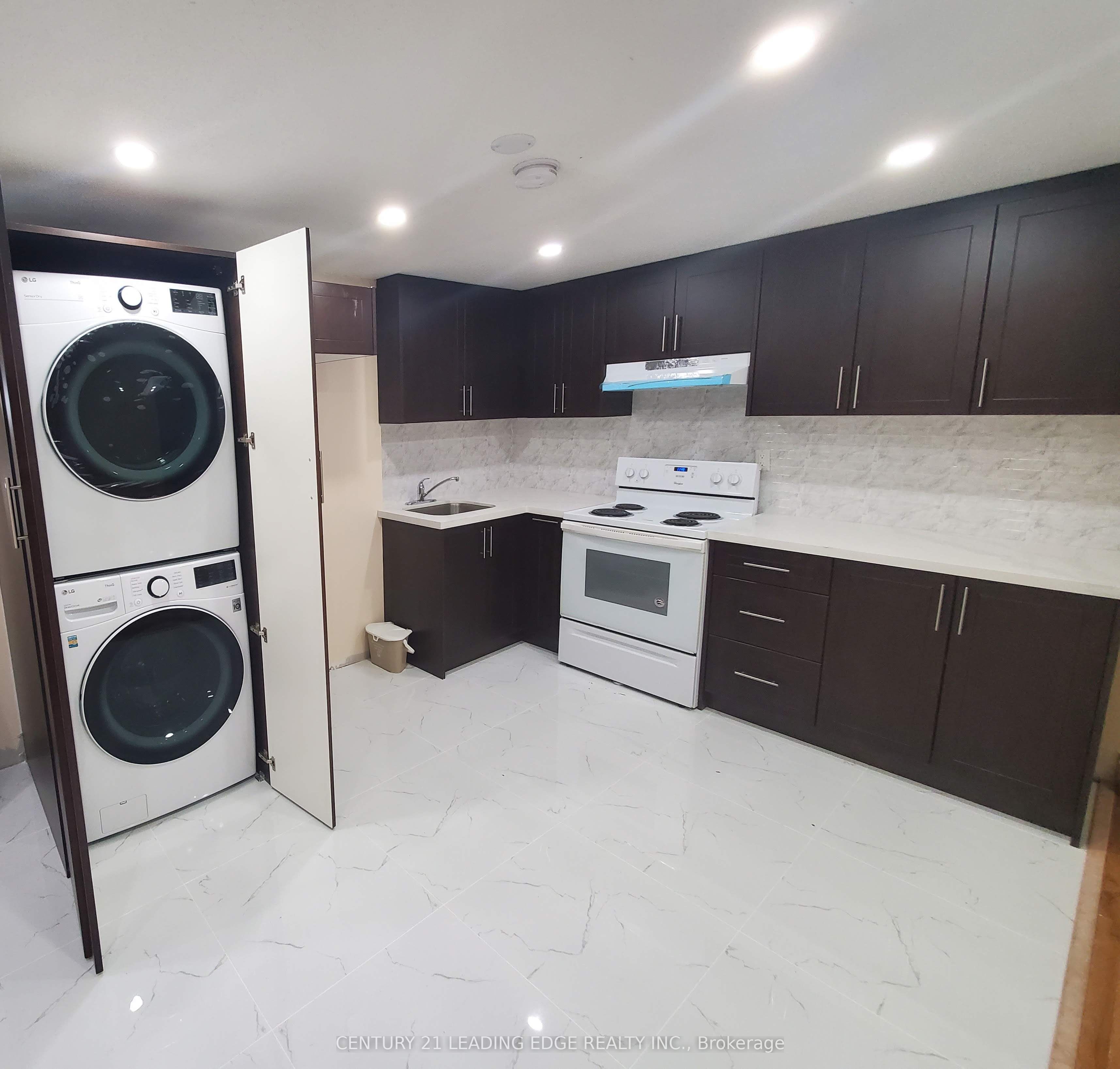 Unit Lower - 504 Lightfoot Place, Pickering 4