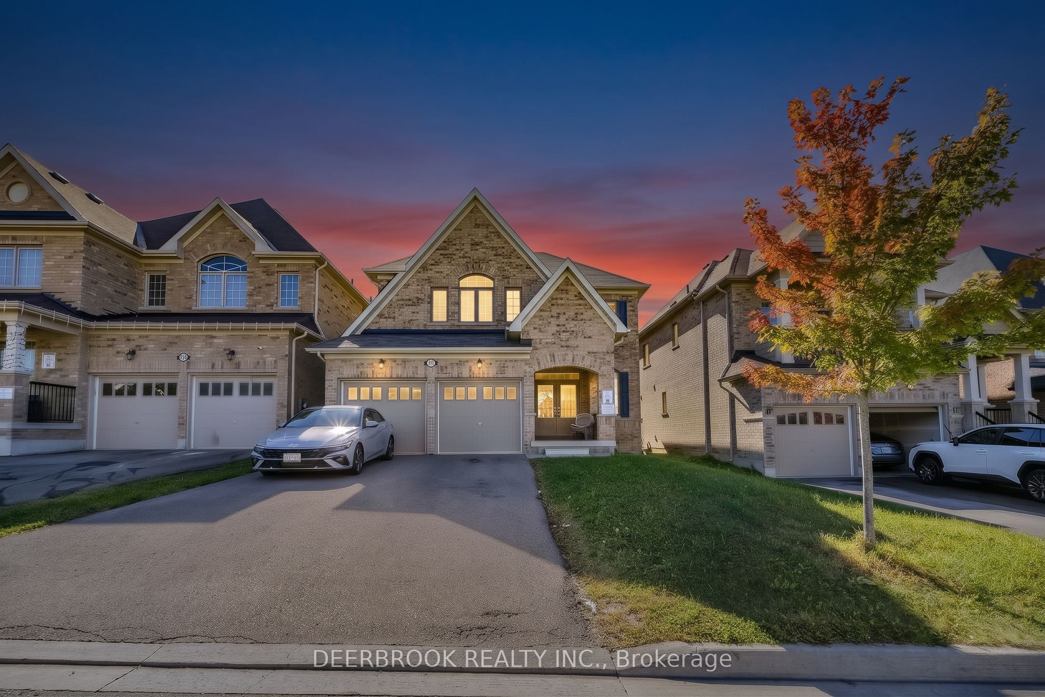 1945 Douglas Langtree Drive, Oshawa 2