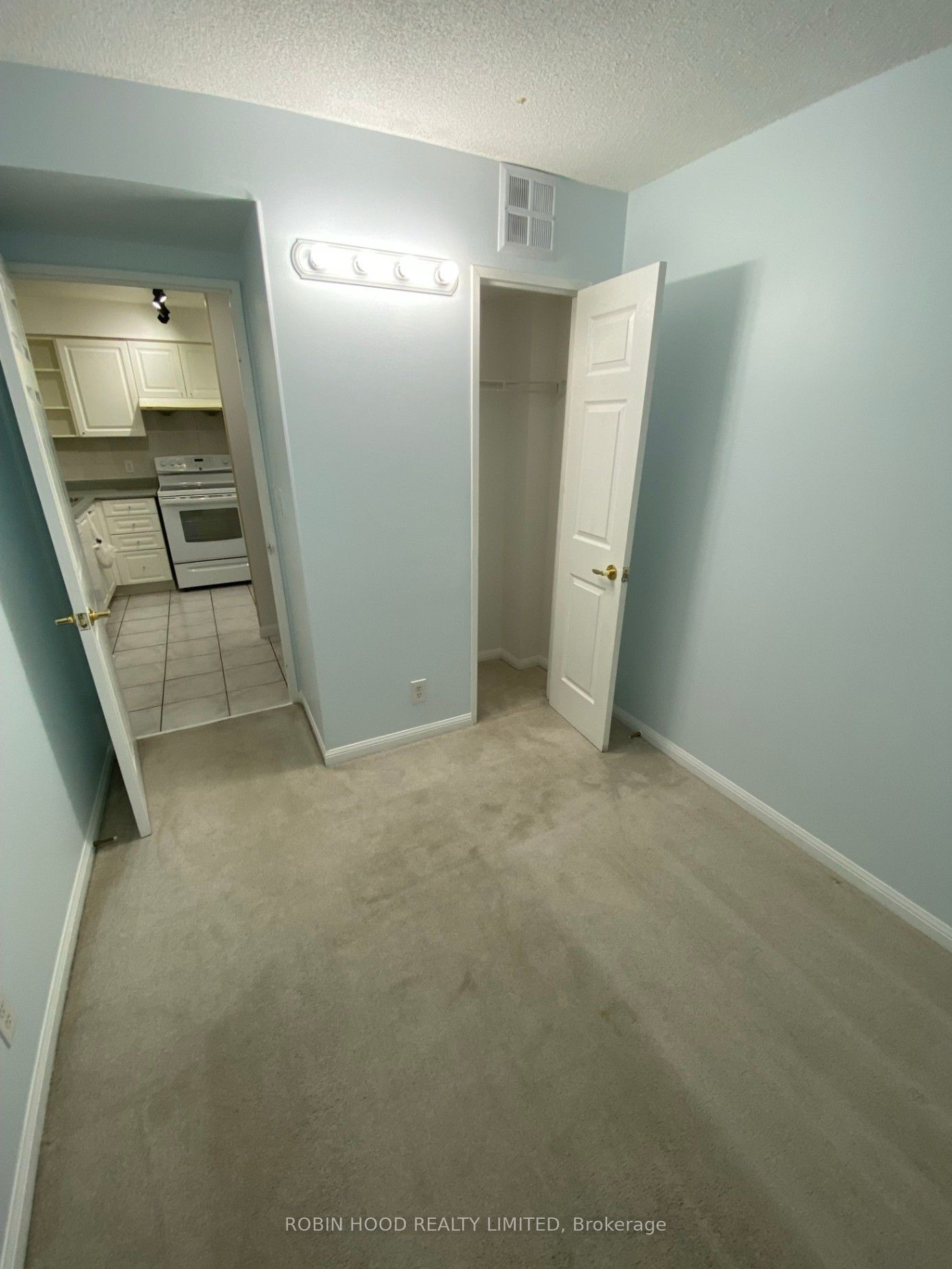 Unit 1805 - 11 Lee Centre Drive, Scarborough 4