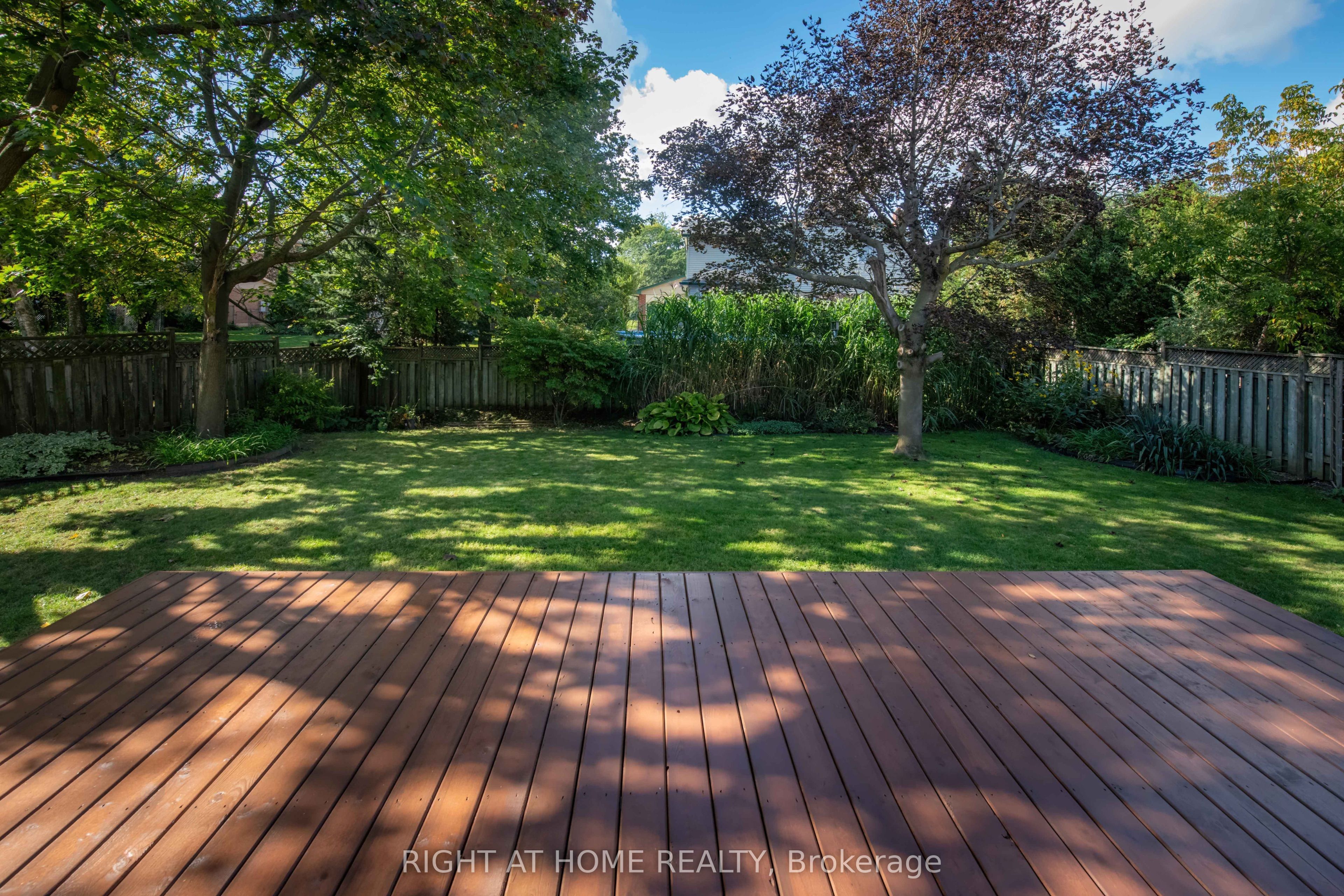 83 Anstead Crescent, Ajax 2