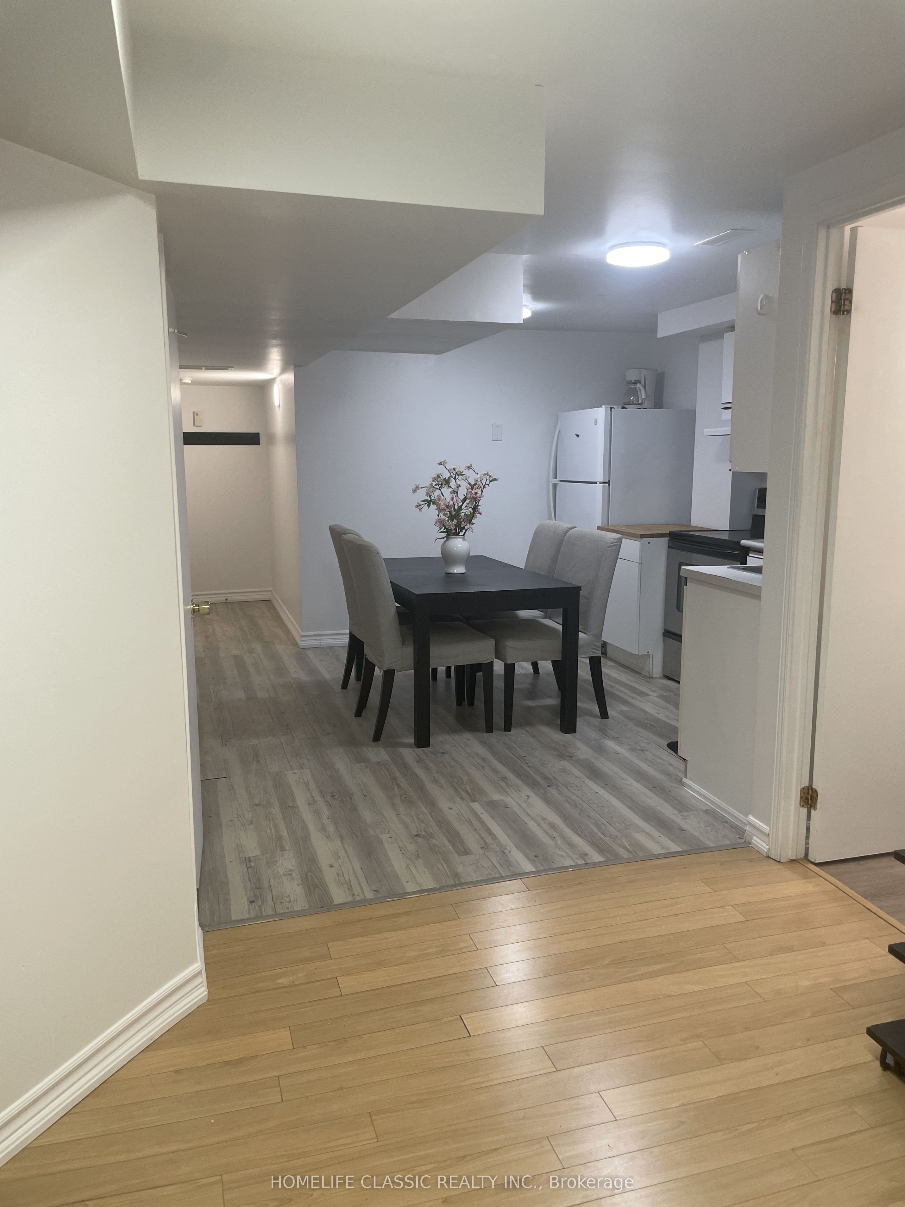 Unit lower - 102 Church Street S, Richmond Hill 5