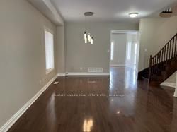 218 Helen Avenue, Markham 4
