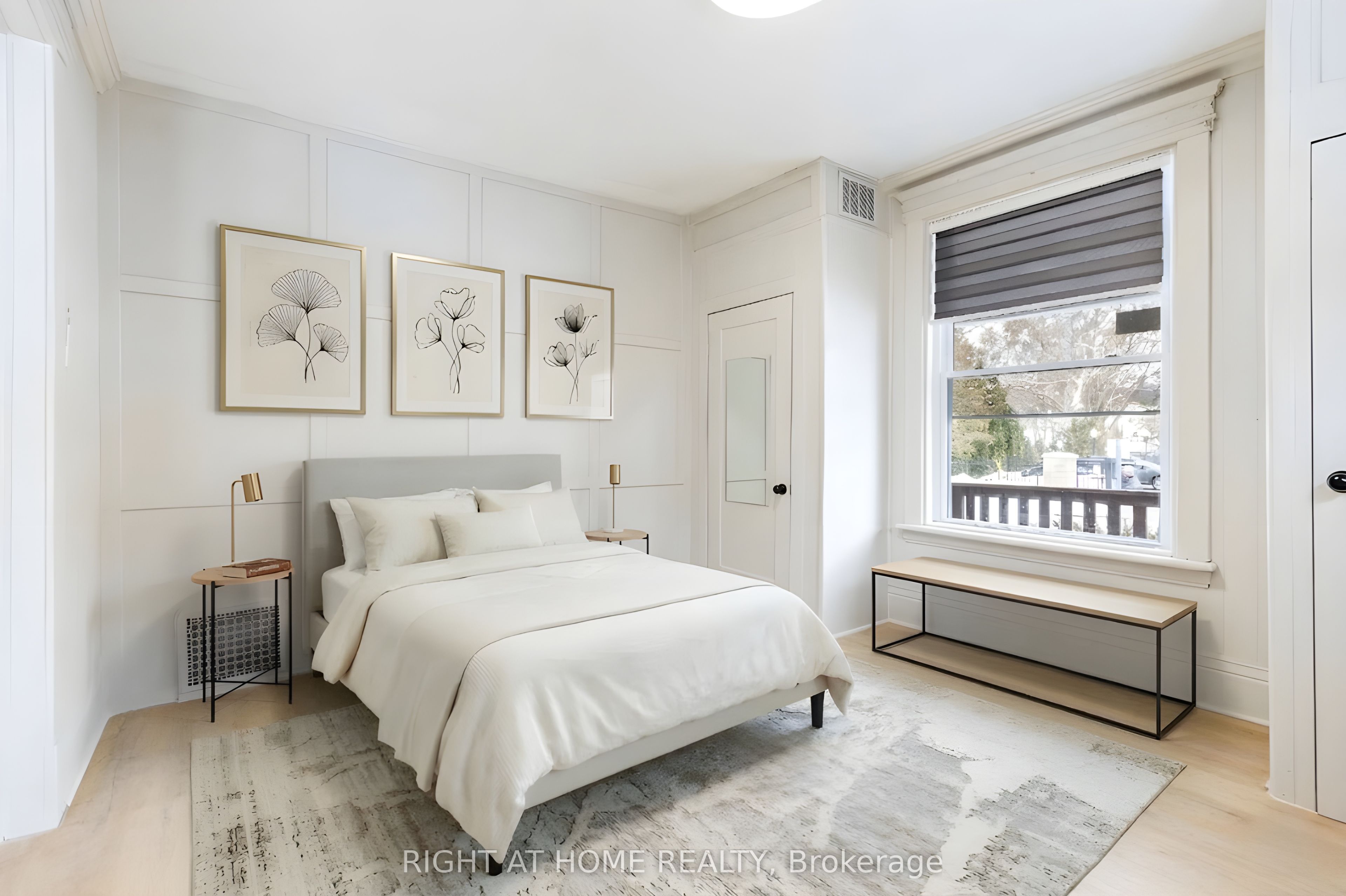Unit Main Floor - 443 Ontario Street, Newmarket 1