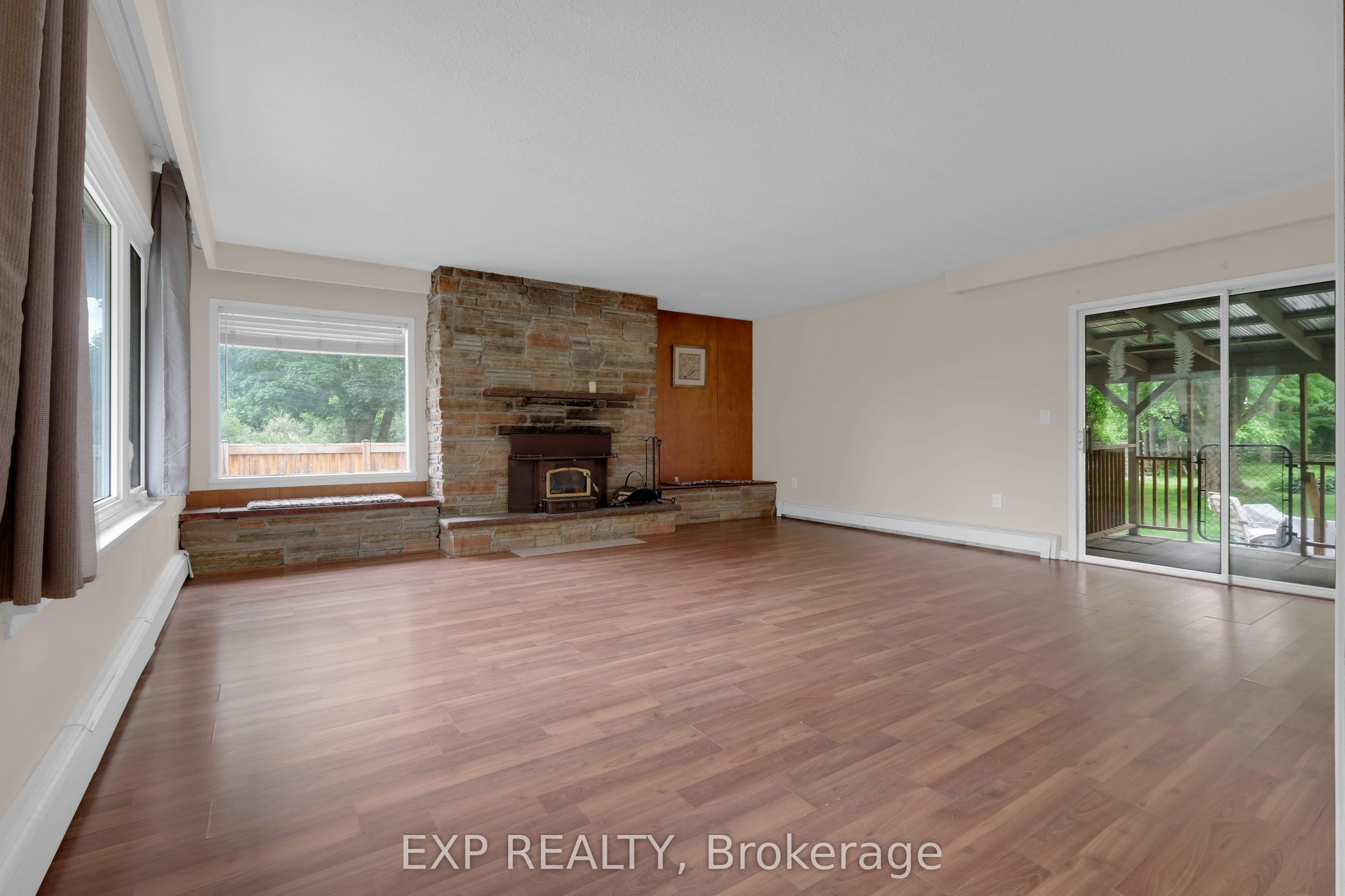 5373 Aurora Road, Whitchurch-Stouffville 5