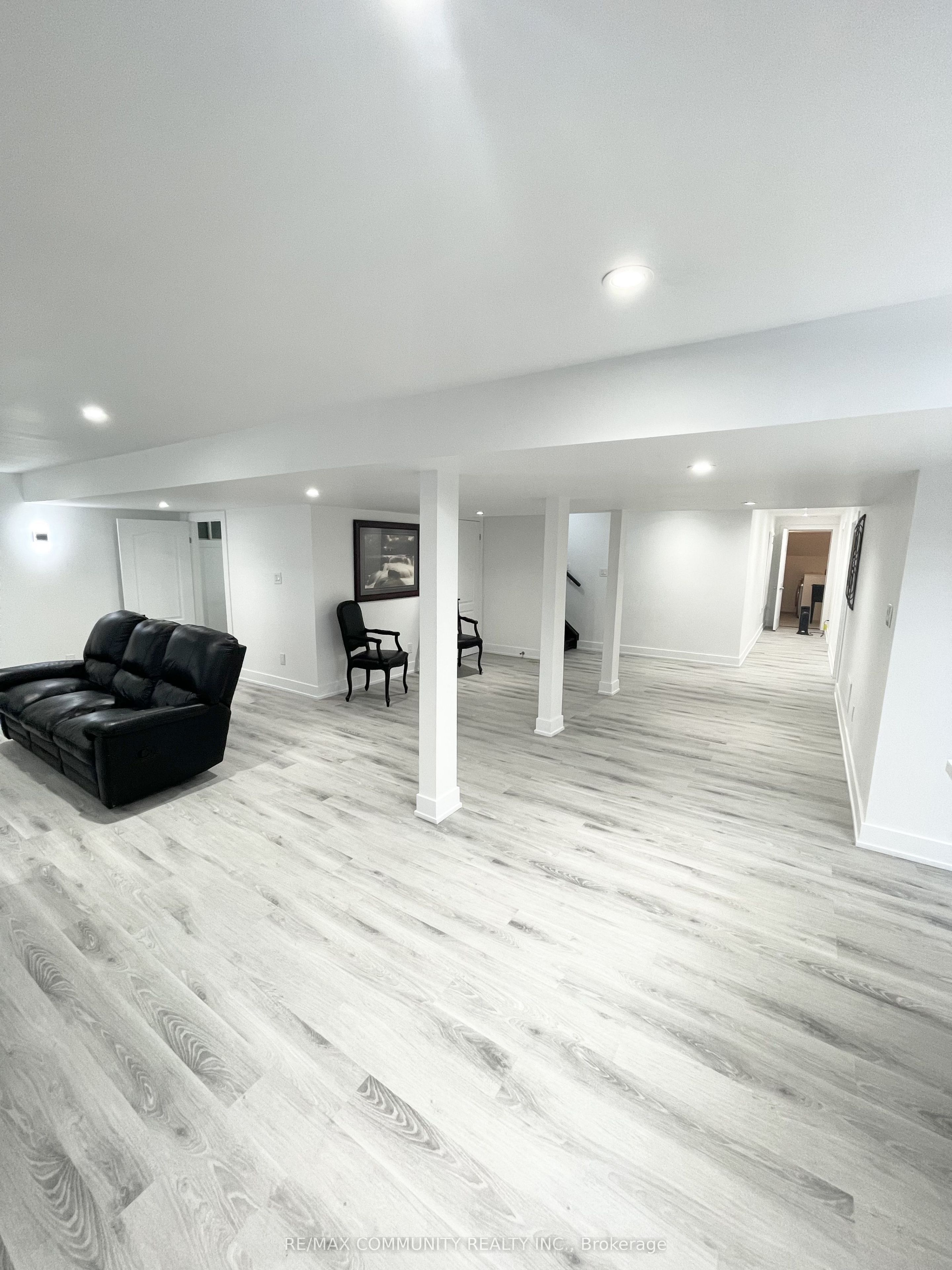Unit Basement - 103 Bartsview Circle, Whitchurch-Stouffville 5