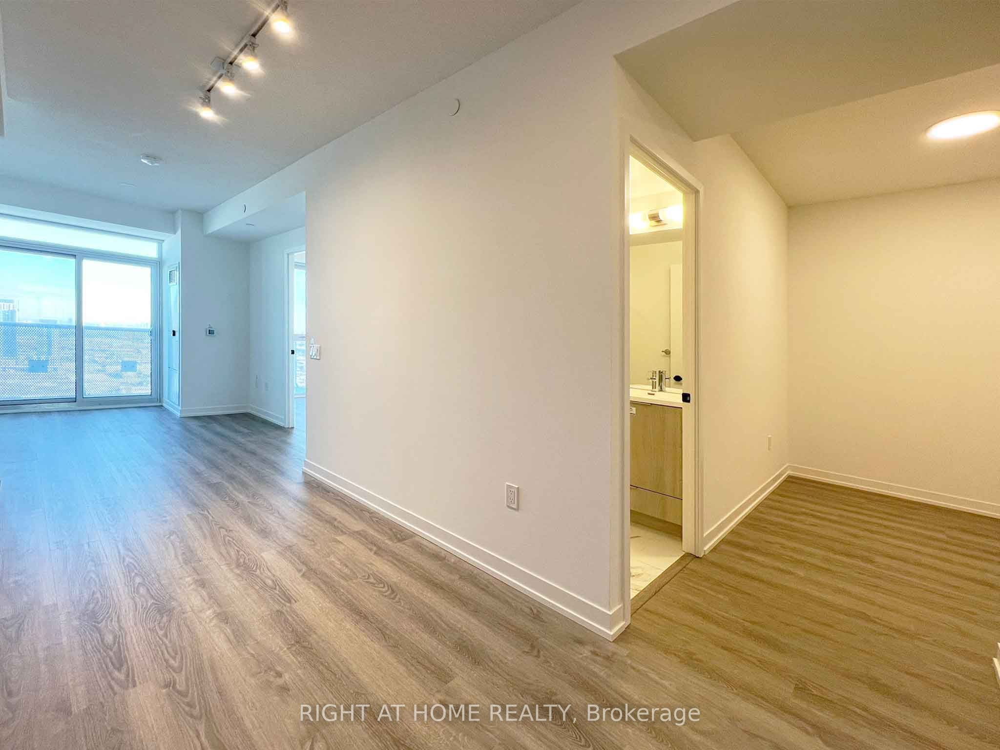 Unit 3907 - 8 Interchange Way, Vaughan 5