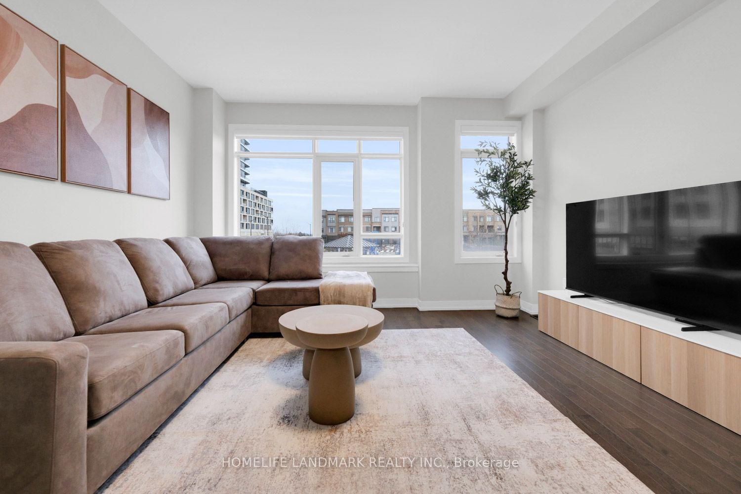 217 Salterton Circle, Vaughan 2