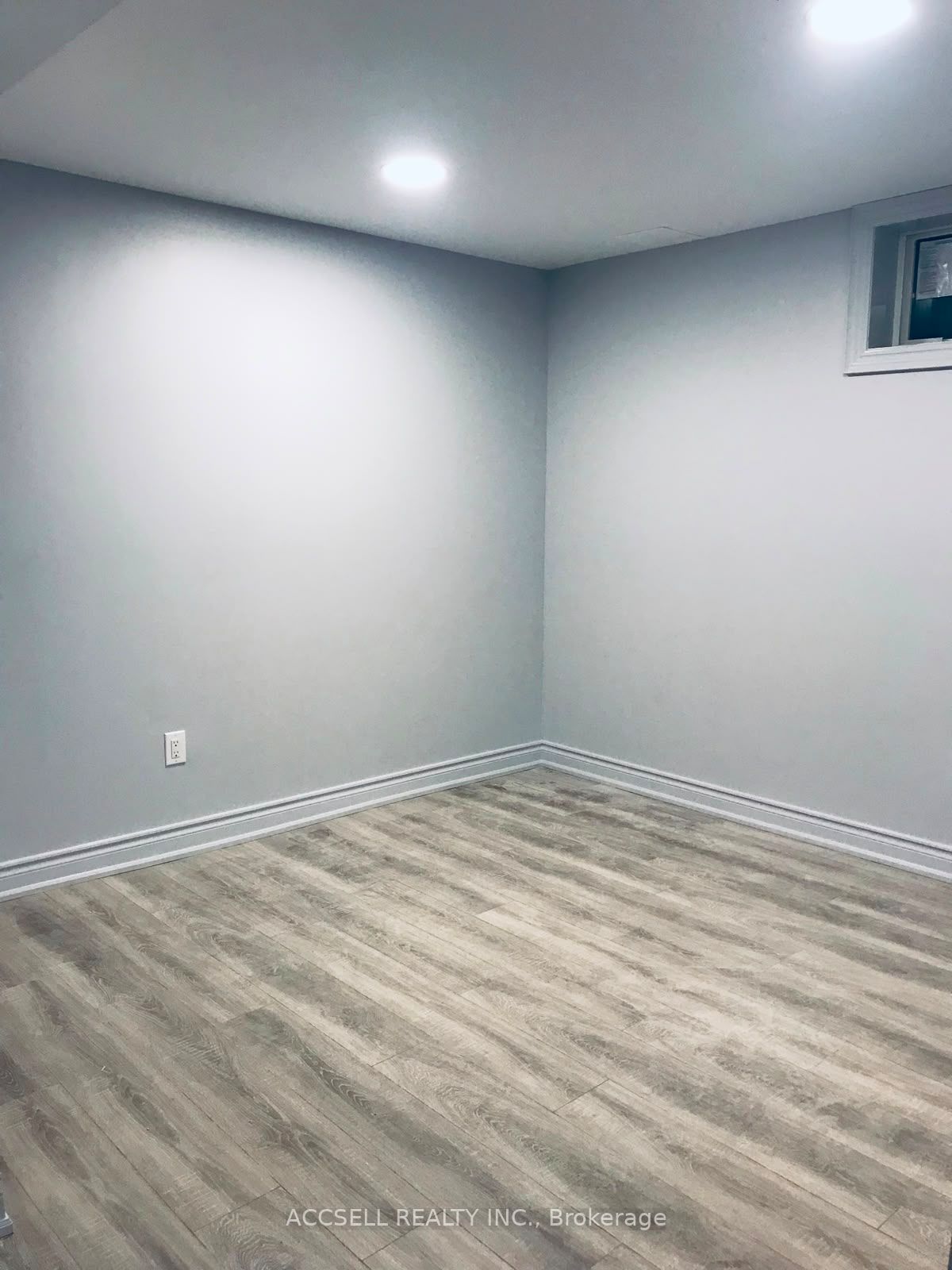 Unit Basement - 137 Castan Avenue, Markham 4