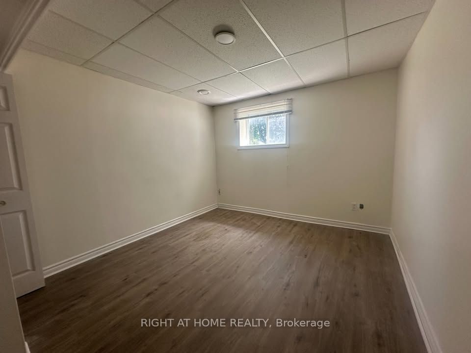 Unit Basement - 821 10th Line, Innisfil 1
