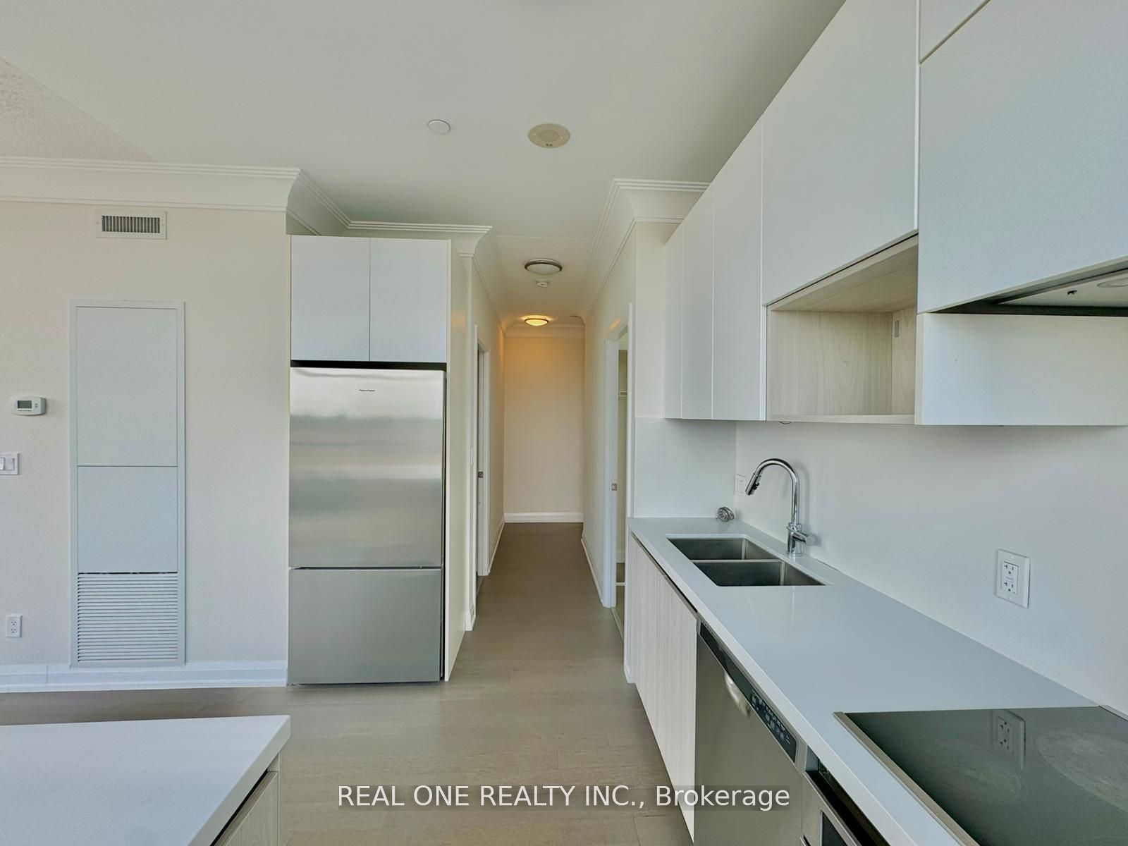Unit Rg22 - 25 Water Walk Drive, Markham 5