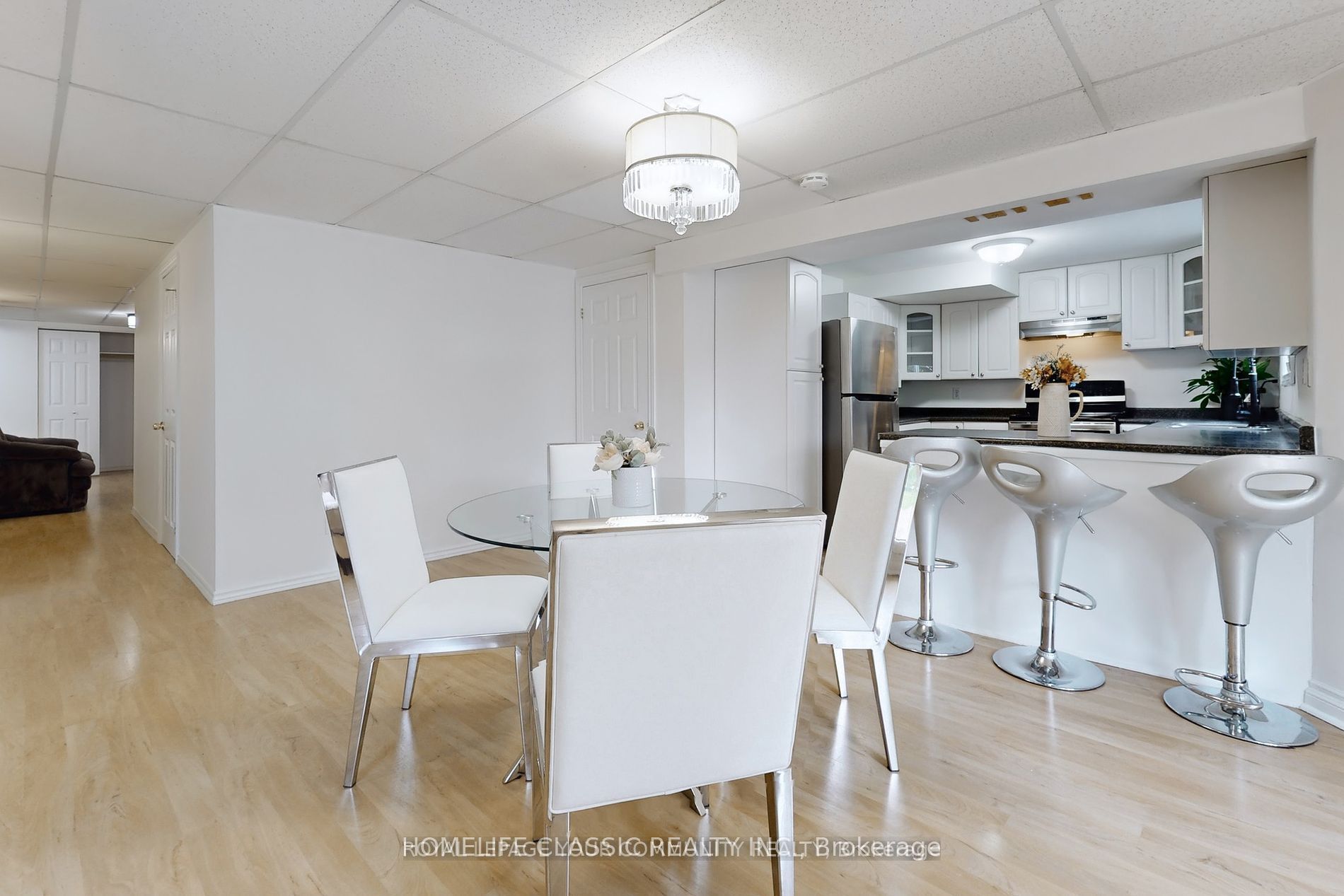 Unit Lower Level - 267 Savage Road, Newmarket 5