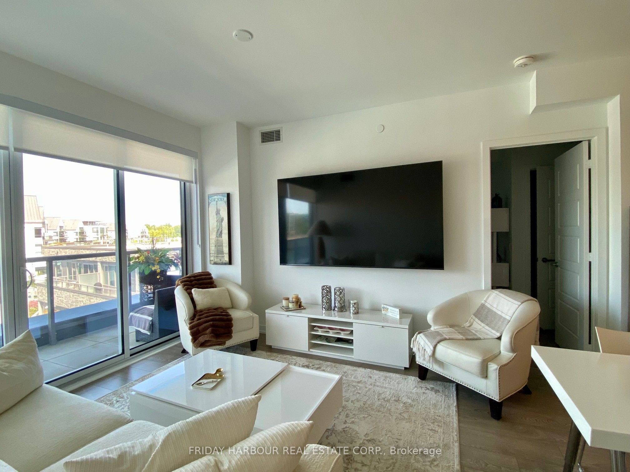 Unit 321 - 333 Sunseeker Avenue, Innisfil 2