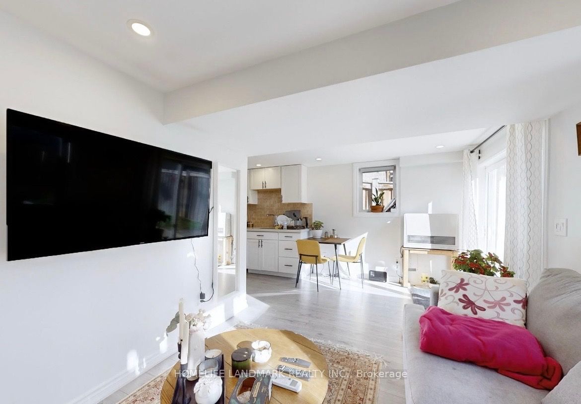 Unit Basement - 18 Barli Crescent, Vaughan 4