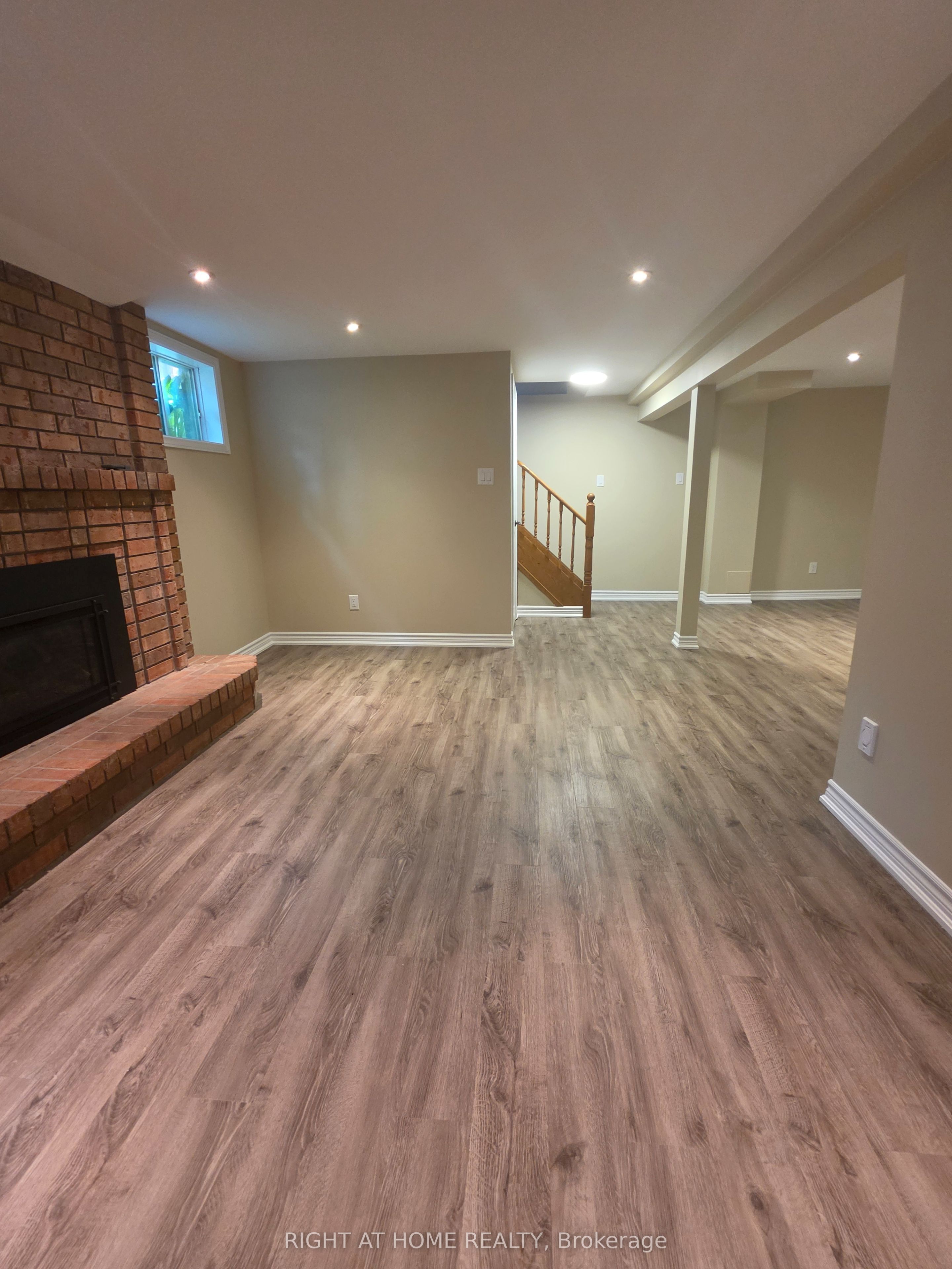 250 Hemlock Drive, Whitchurch-Stouffville 3