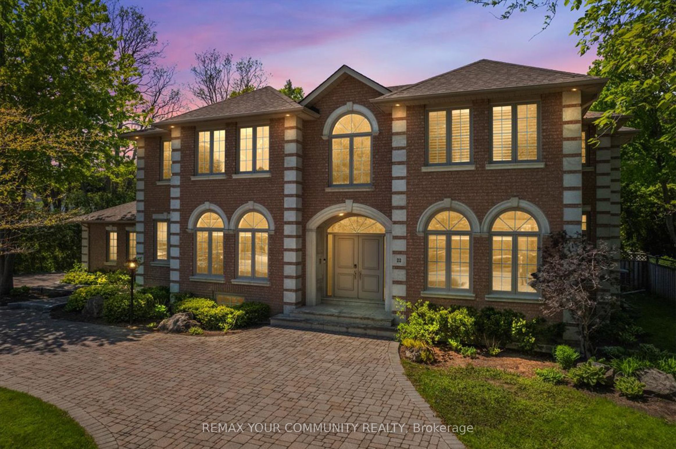 22 Valloncliffe Road, Markham 3