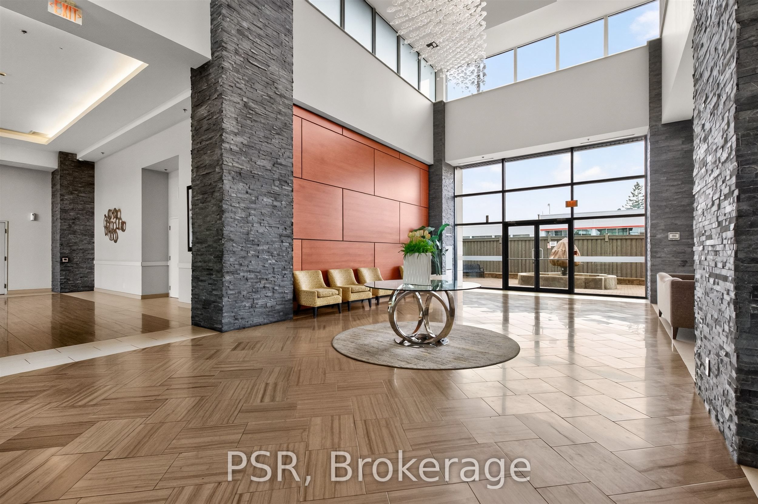 Unit 717 - 12 Woodstream Boulevard, Vaughan 3