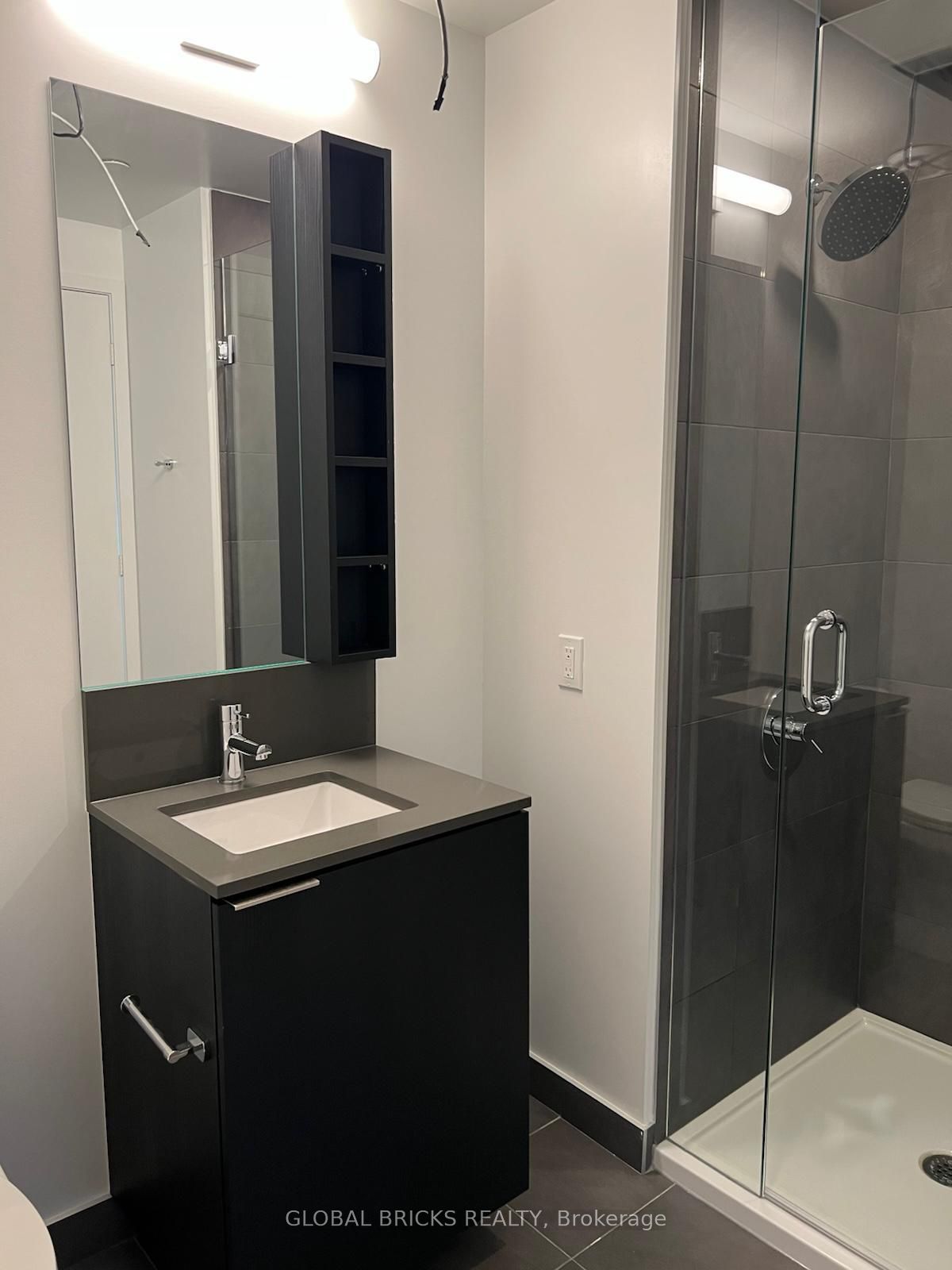 Unit 2906 - 1000 Portage Parkway, Vaughan 5