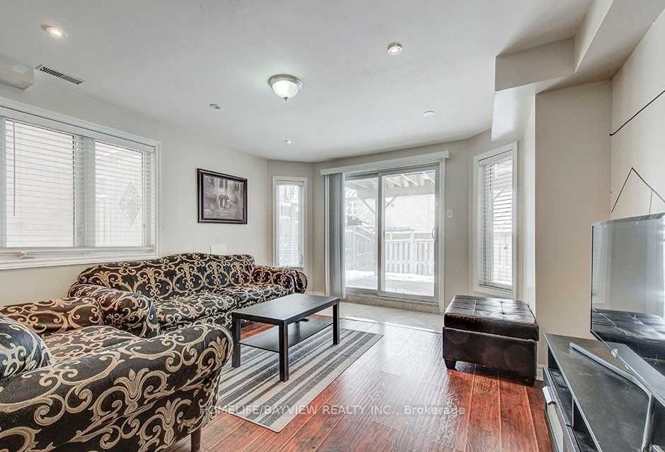 Unit Bsmnt - 67 Woodbury Crescent S, Newmarket 3