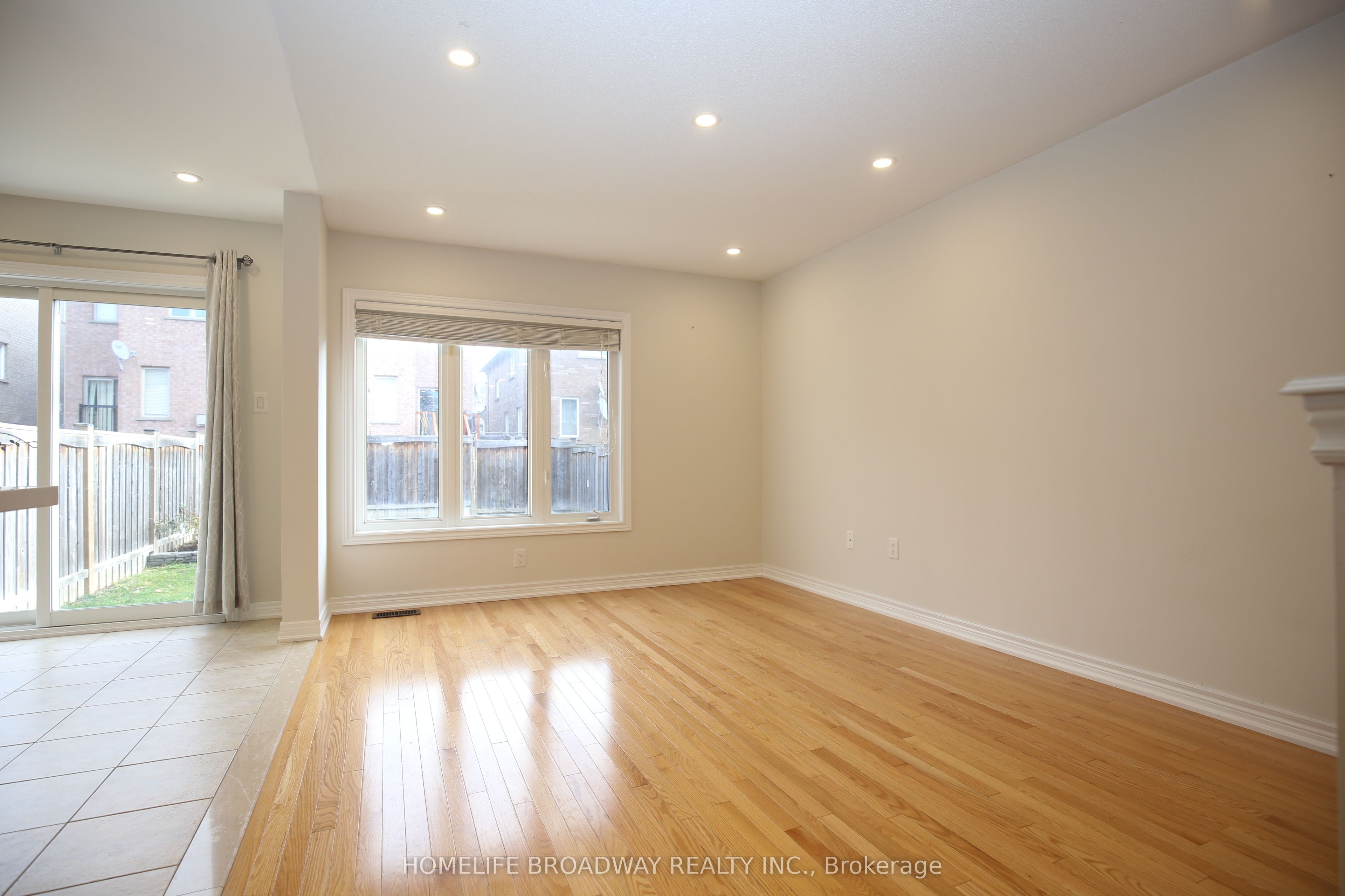 21 Barli Crescent, Vaughan 3