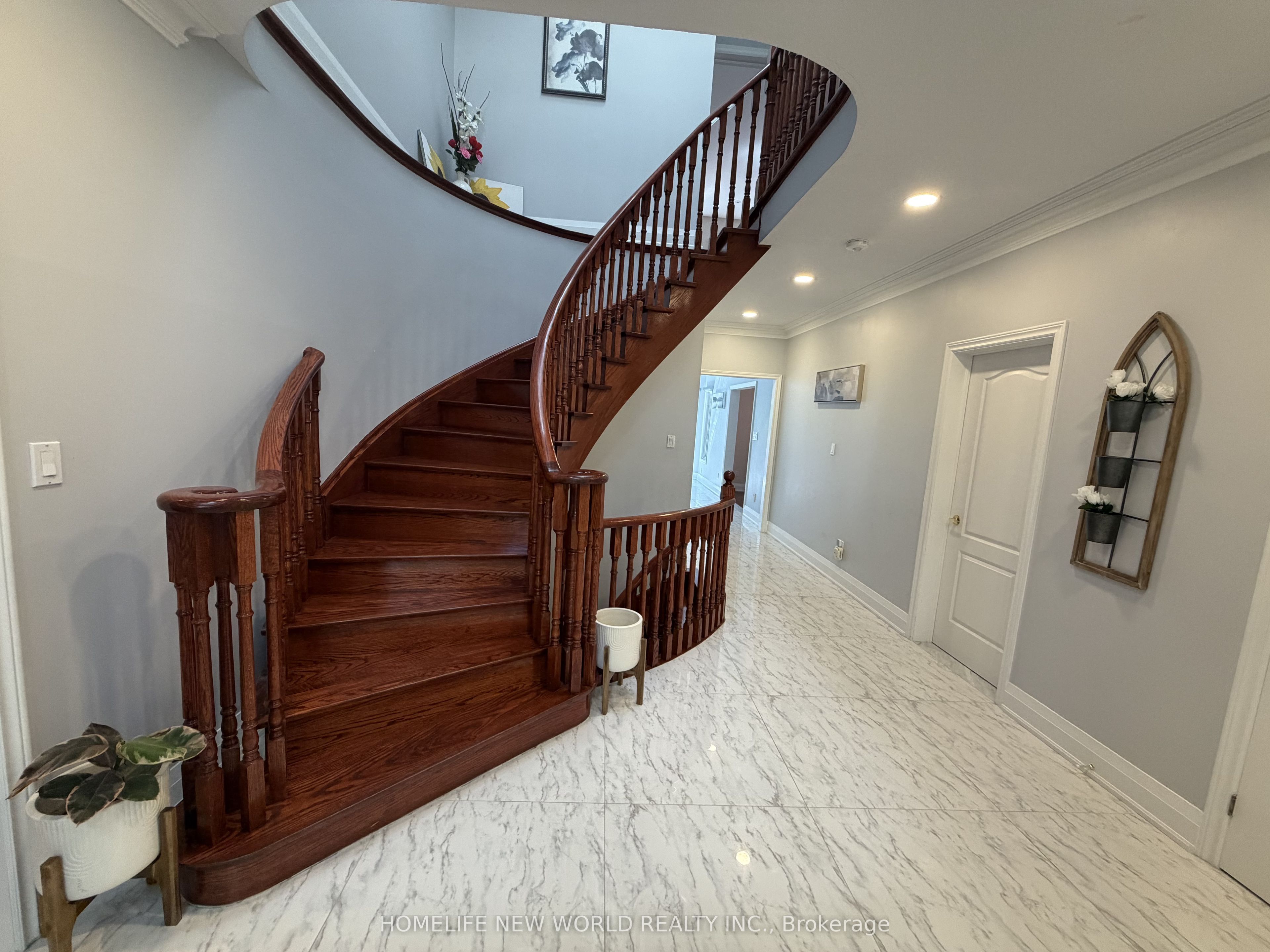 Unit UPPER - 63A Roosevelt Drive, Richmond Hill 3
