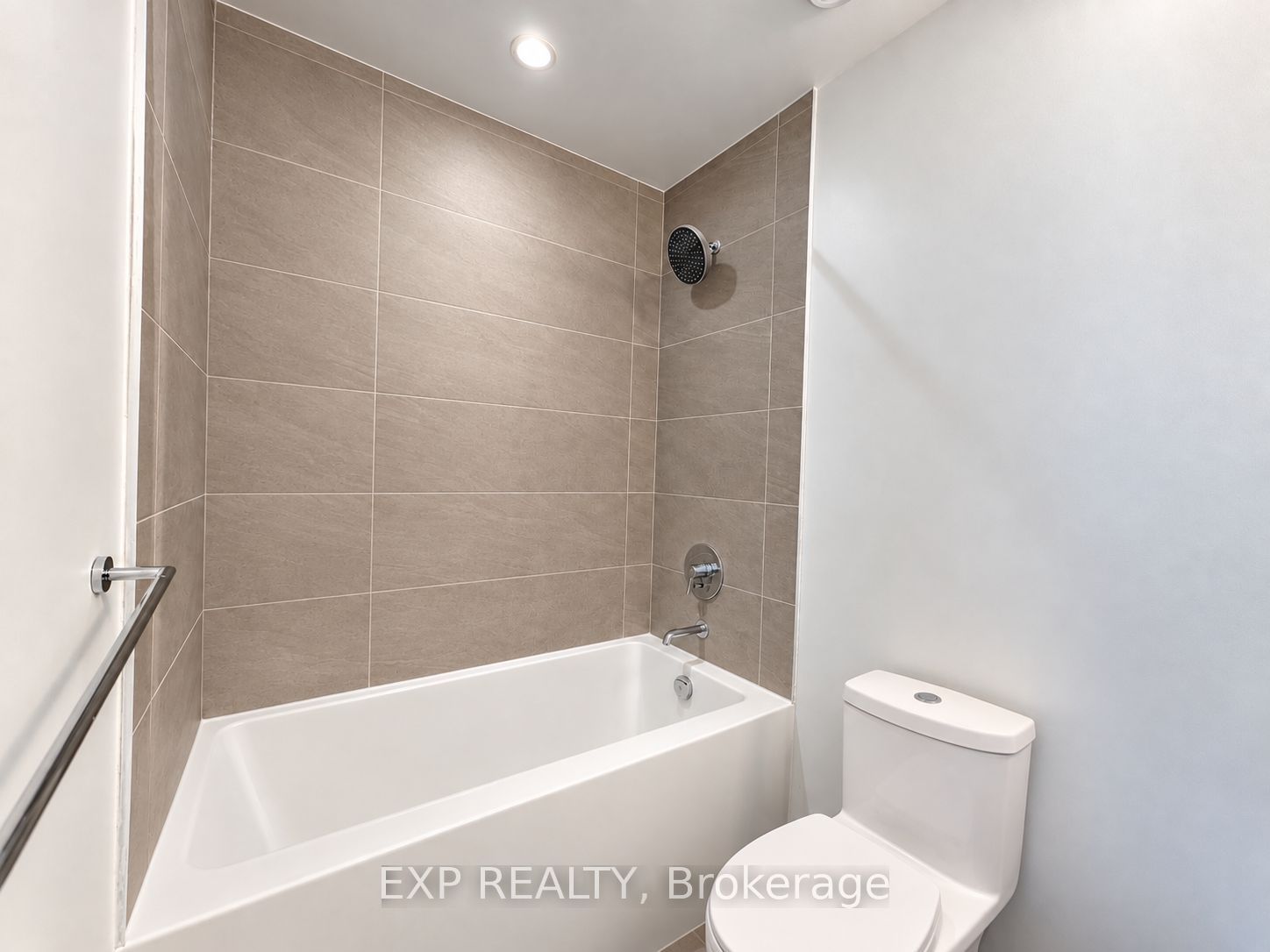 Unit 3208 - 898 Portage Parkway, Vaughan 5
